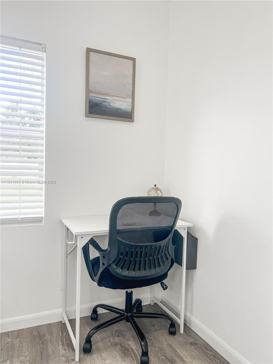   /  1046 sq. ft. $ 2025-09-25 0 Photo