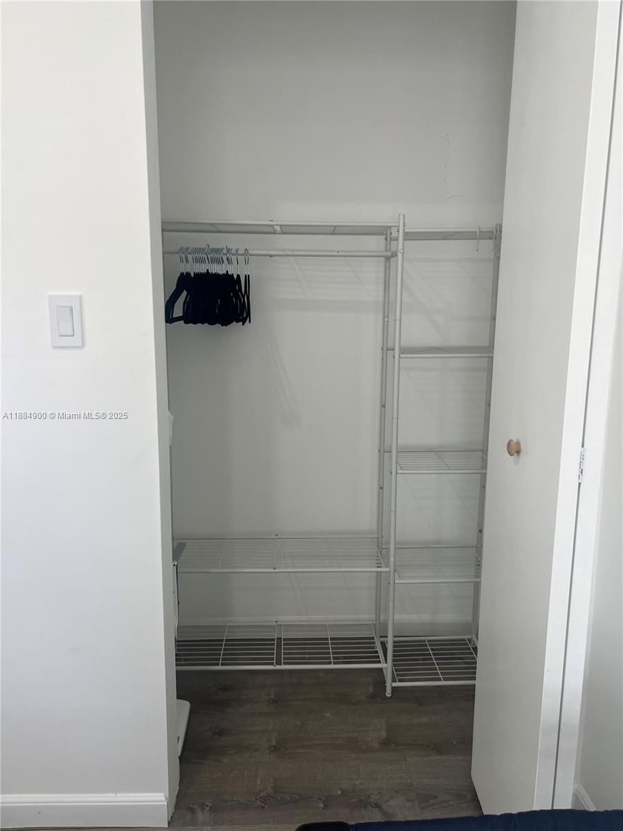   /  1046 sq. ft. $ 2025-09-25 0 Photo