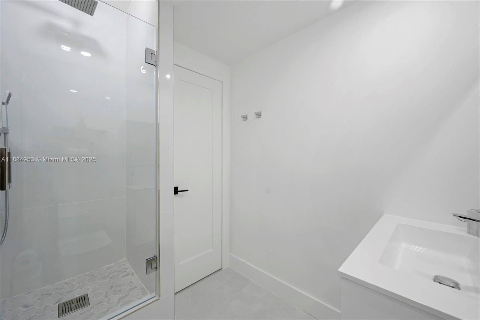 Photo of 19370 Collins Ave  #507, Sunny Isles Beach, Florida, 33160 - 