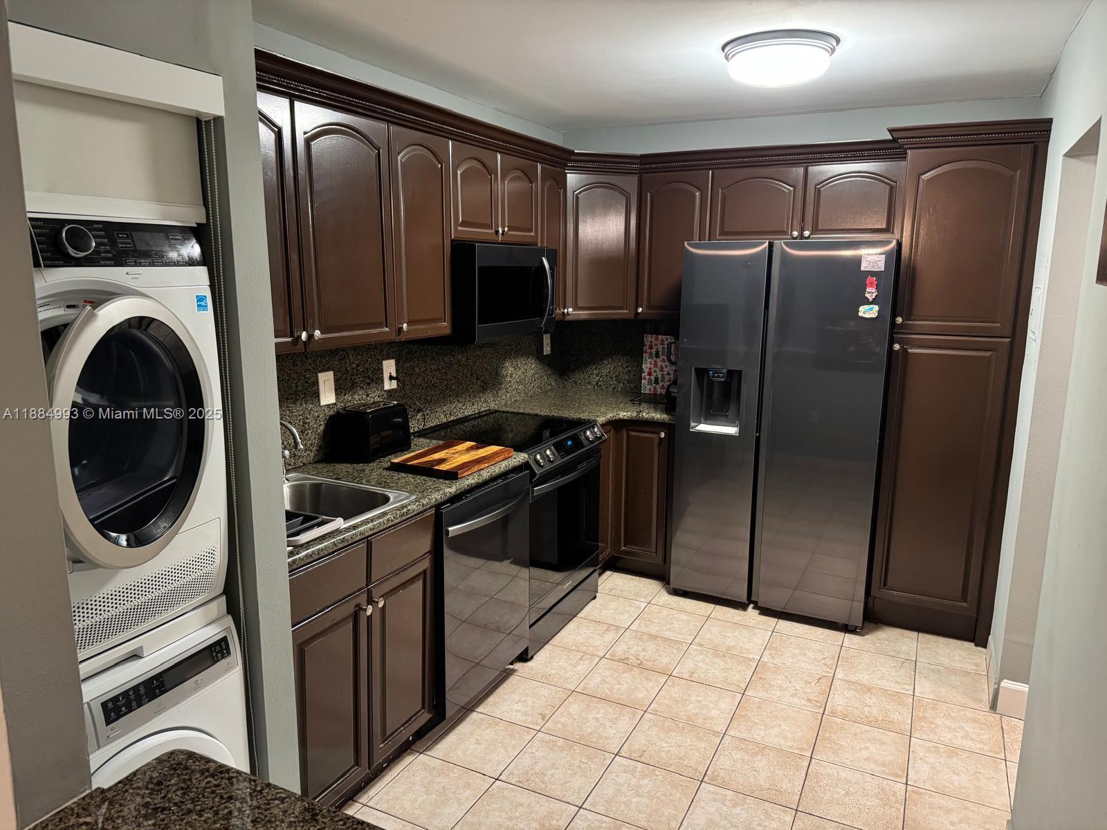 Photo of 3701 Country Club Dr  #908, Aventura, Florida, 33180 - 