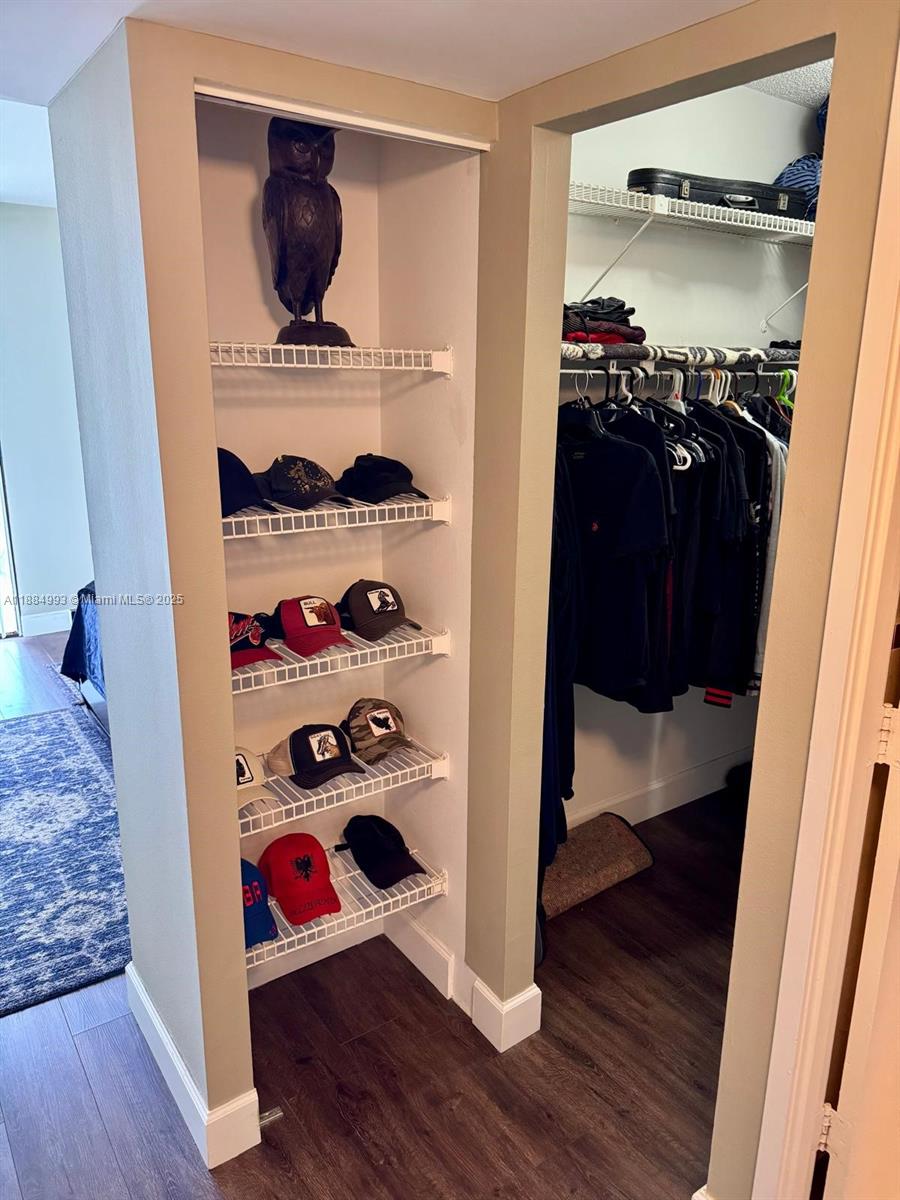 Photo of 3701 Country Club Dr  #908, Aventura, Florida, 33180 - 