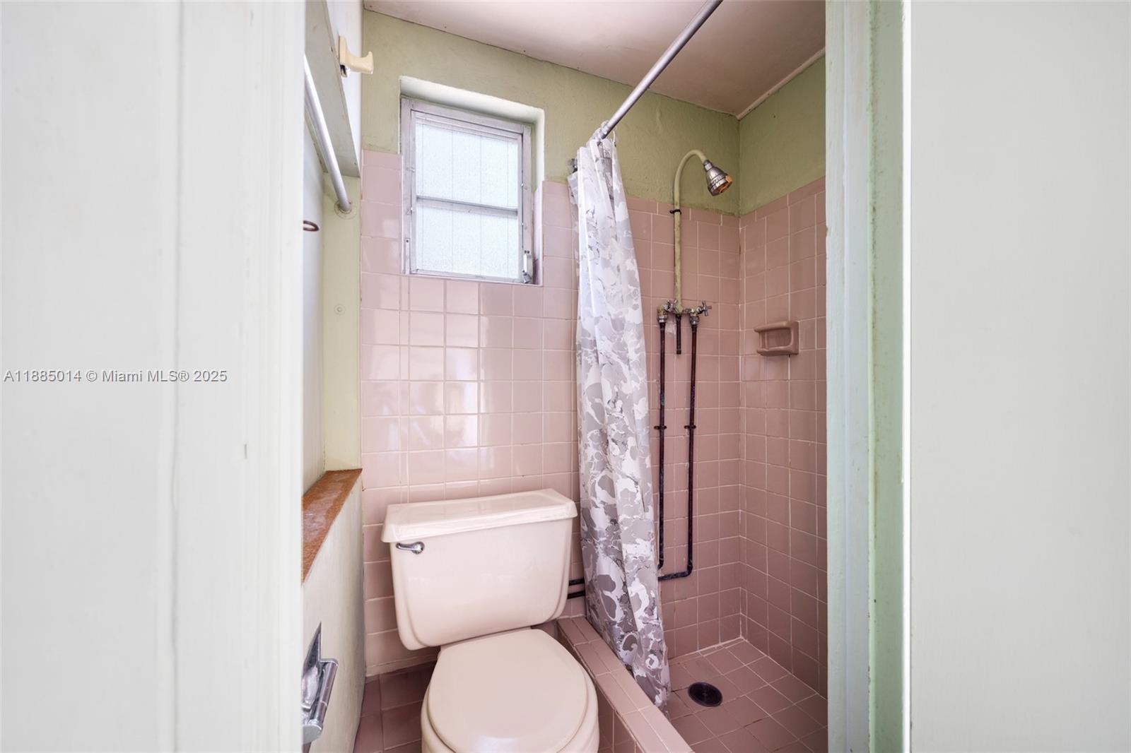   /   sq. ft. $ 2025-09-25 0 Photo