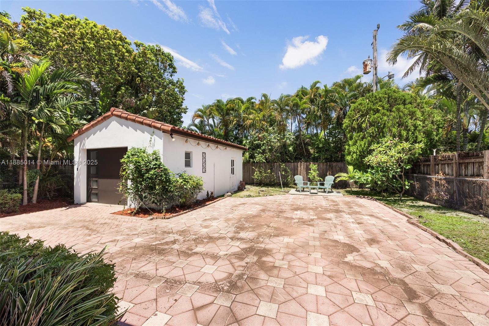  /   sq. ft. $ 2025-09-25 0 Photo