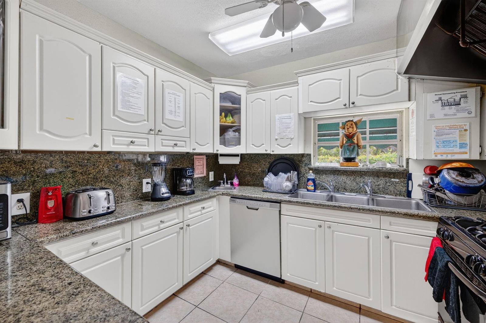   / 0  sq. ft. $ 2026-03-19 0 Photo
