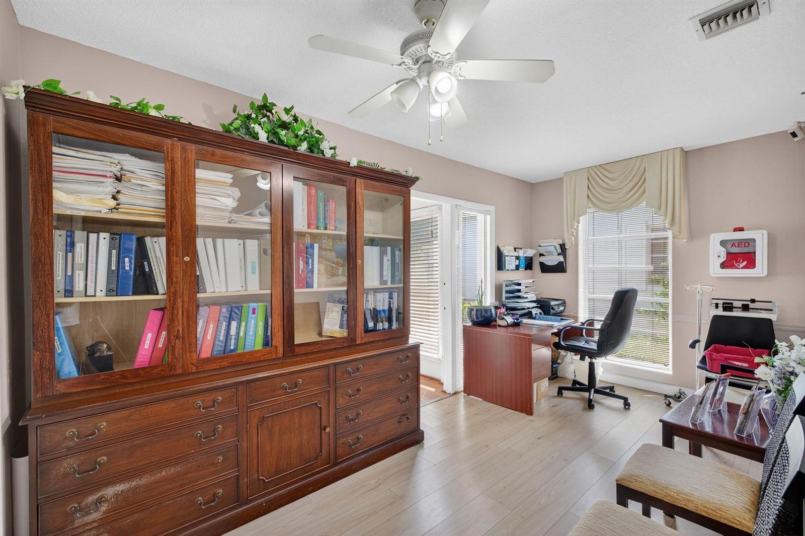   / 0  sq. ft. $ 2026-03-19 0 Photo