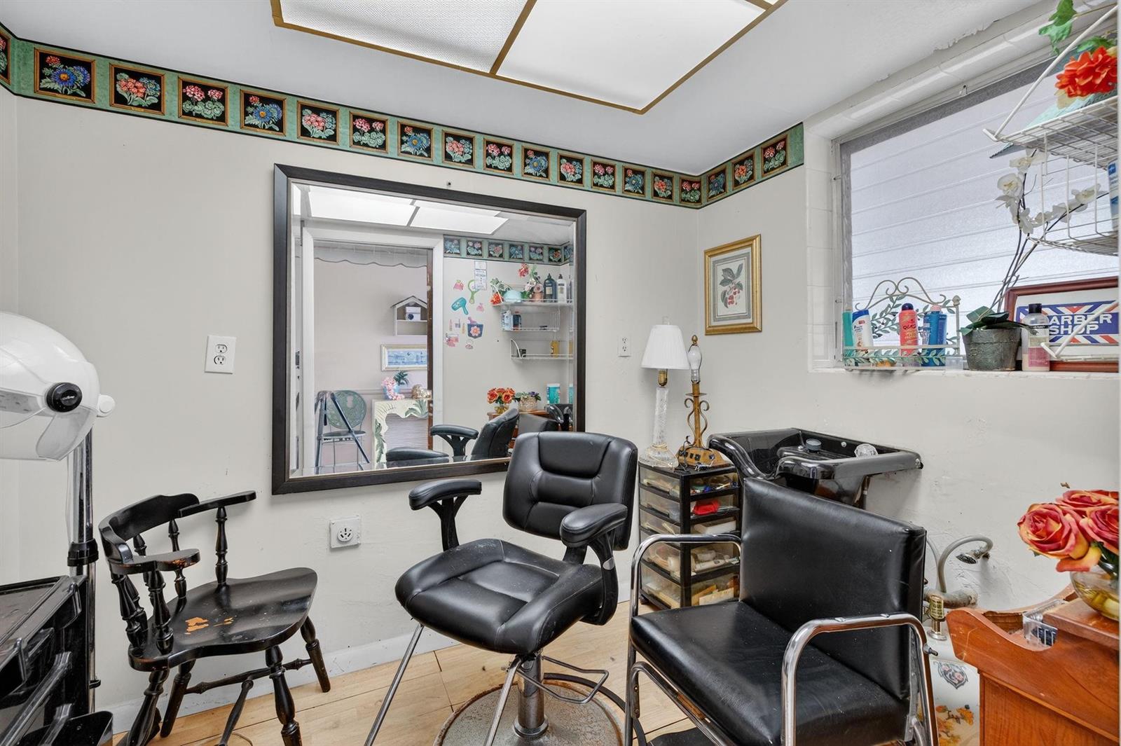   / 0  sq. ft. $ 2026-03-19 0 Photo