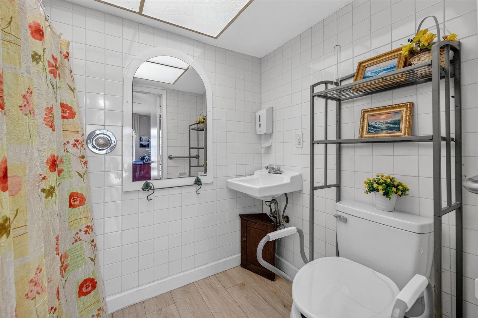   / 0  sq. ft. $ 2026-03-19 0 Photo
