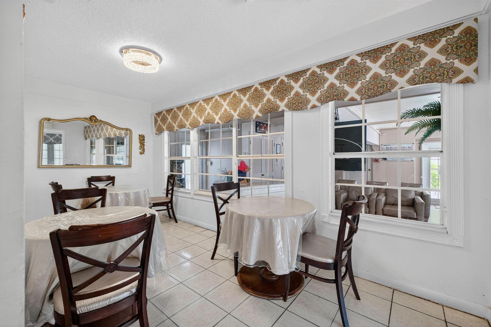   / 0  sq. ft. $ 2026-03-19 0 Photo