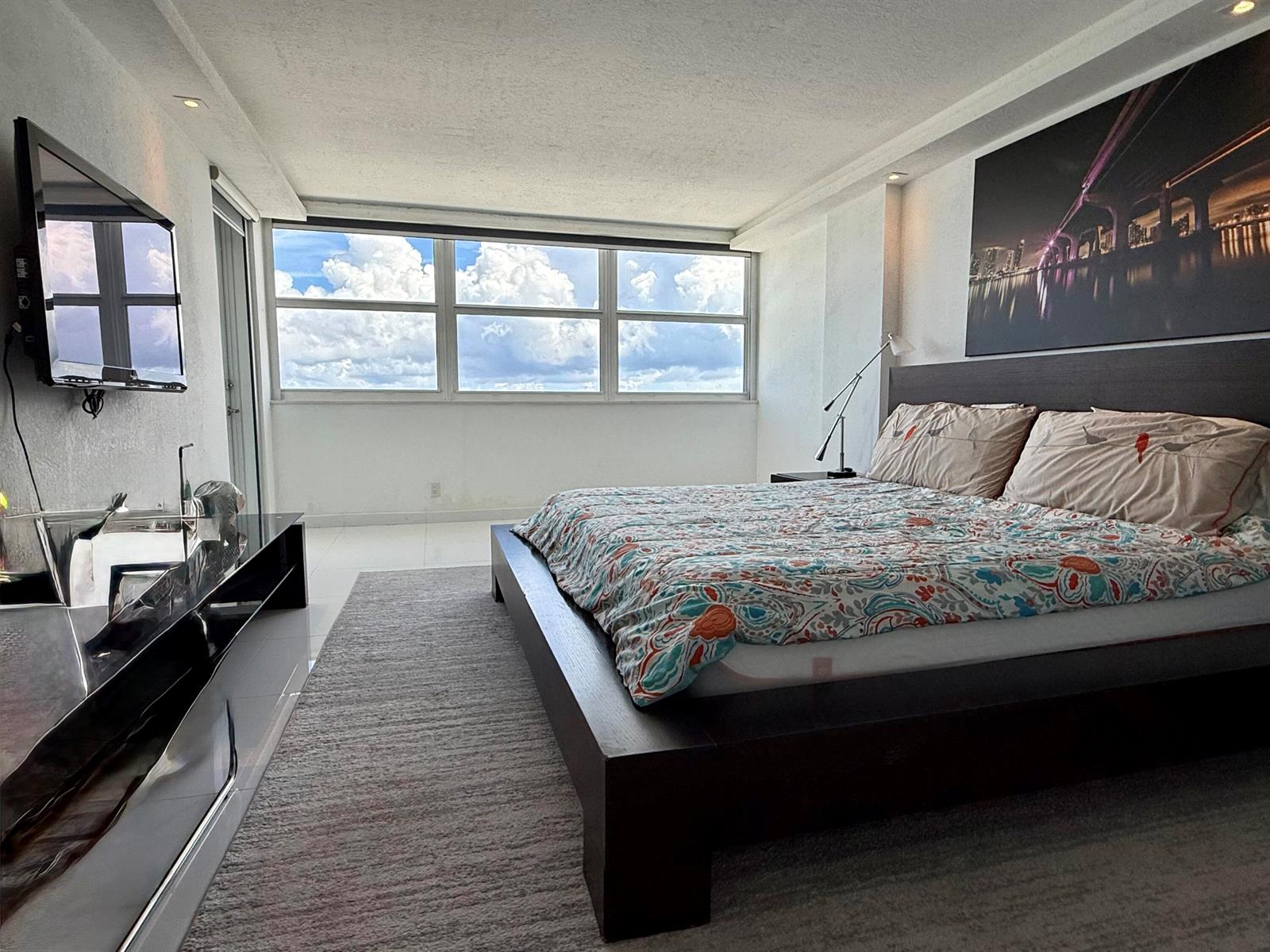 Photo of 1890 Ocean #703, Hallandale Beach, Florida, 33009 - Master Bedroom