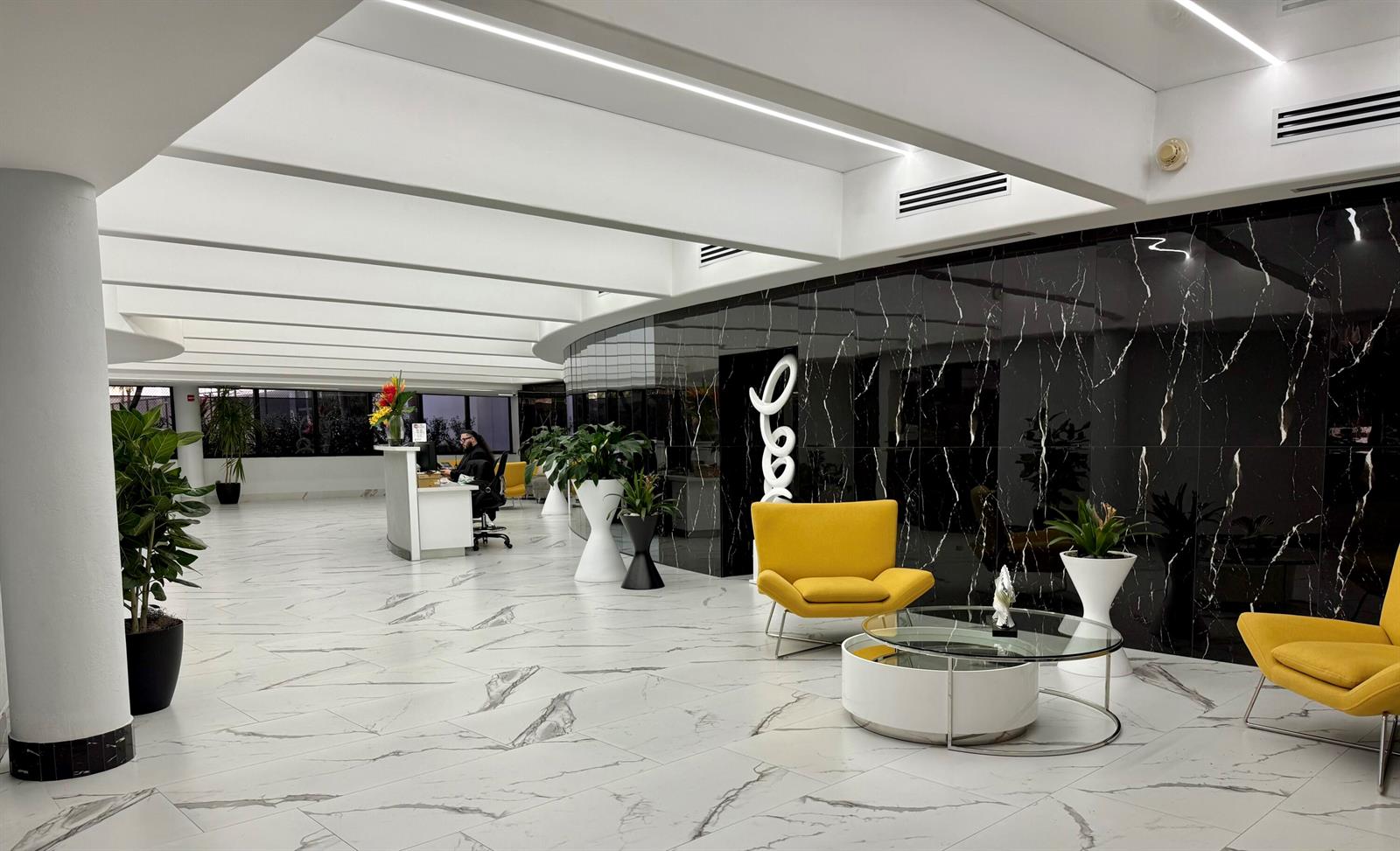 Photo of 1890 Ocean #703, Hallandale Beach, Florida, 33009 - Lobby