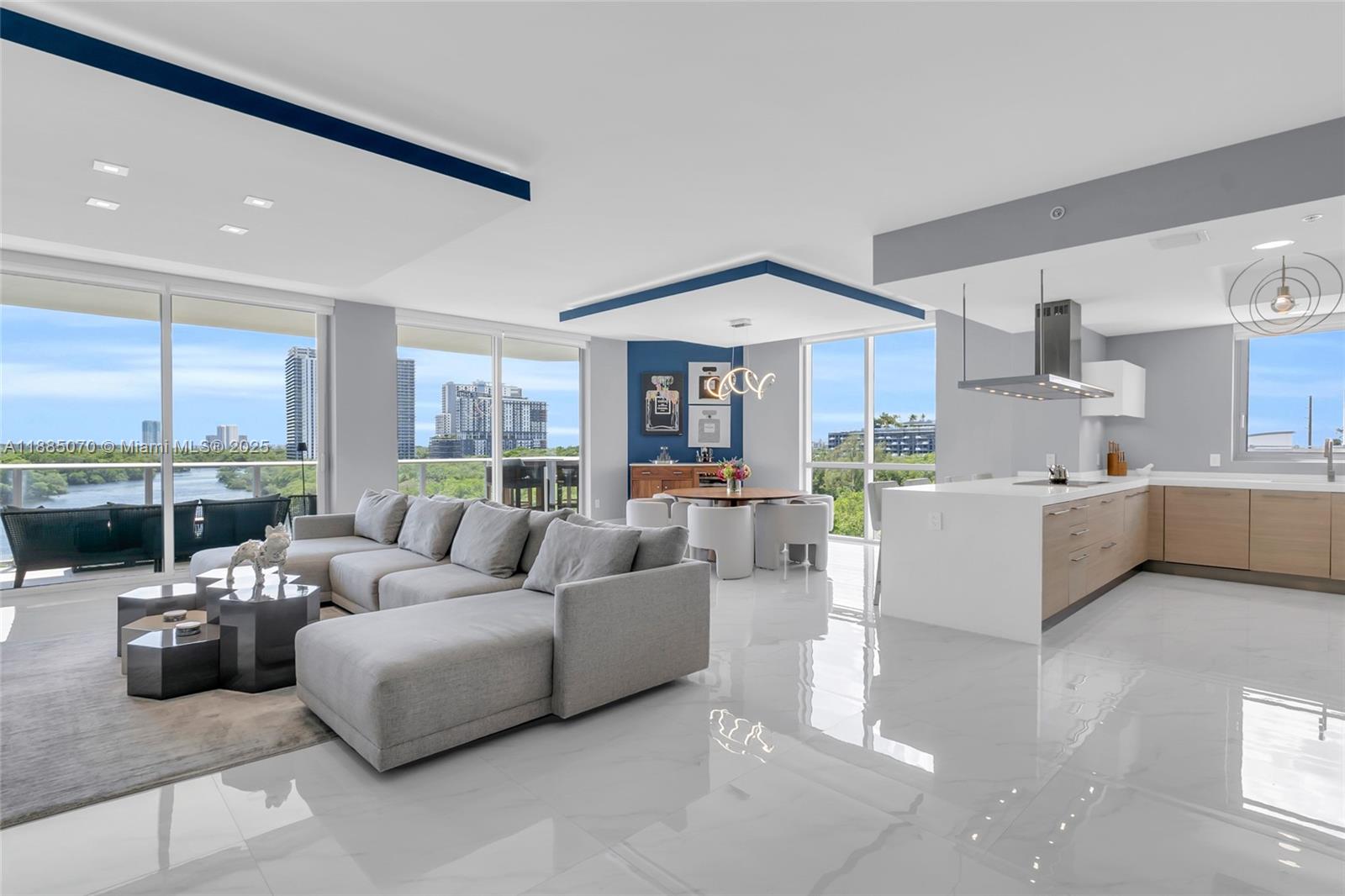 Photo of 17111 Biscayne Blvd  #602, North Miami Beach, Florida, 33160 - 