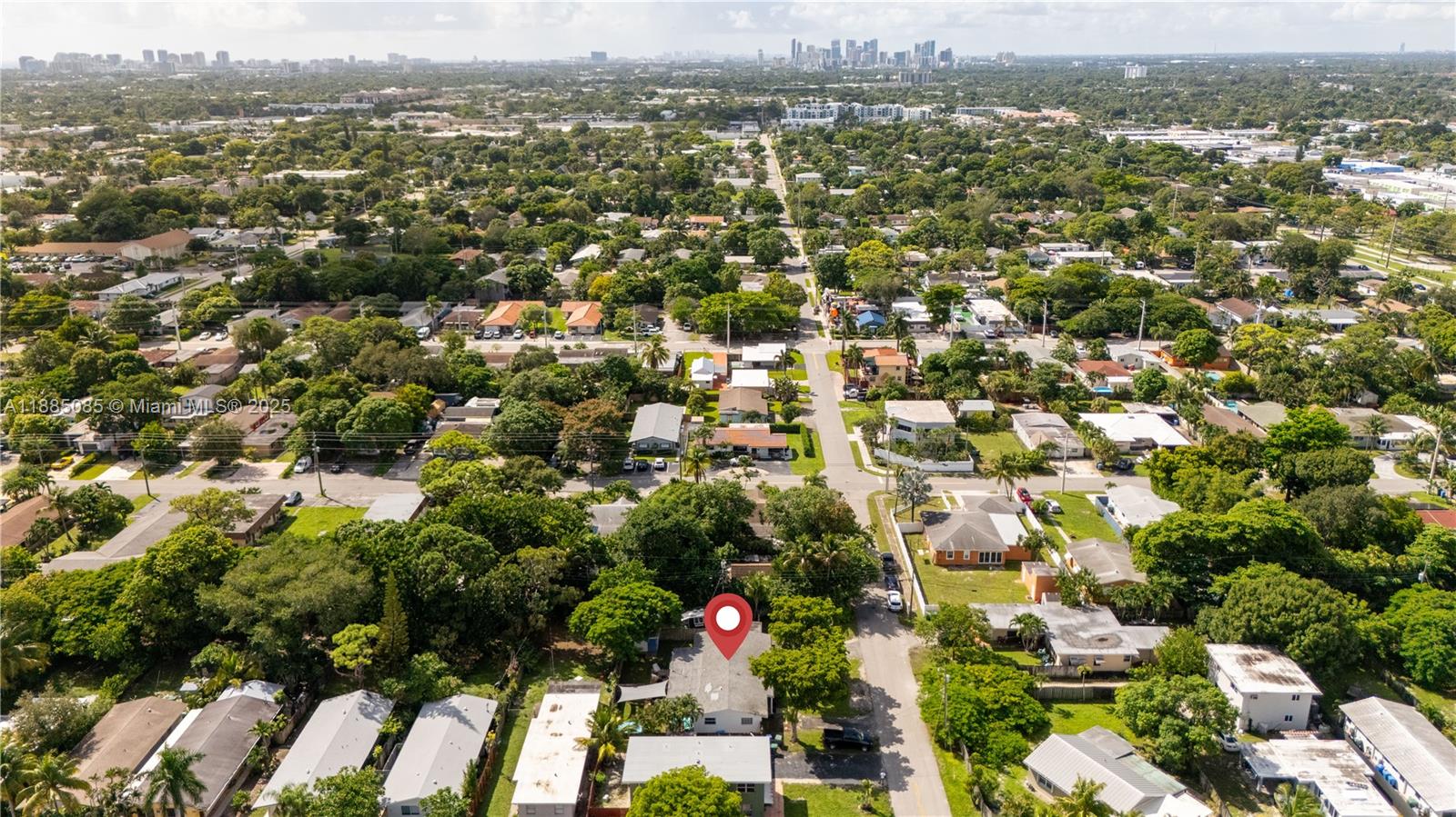   /  2015 sq. ft. $ 2025-09-25 0 foto
