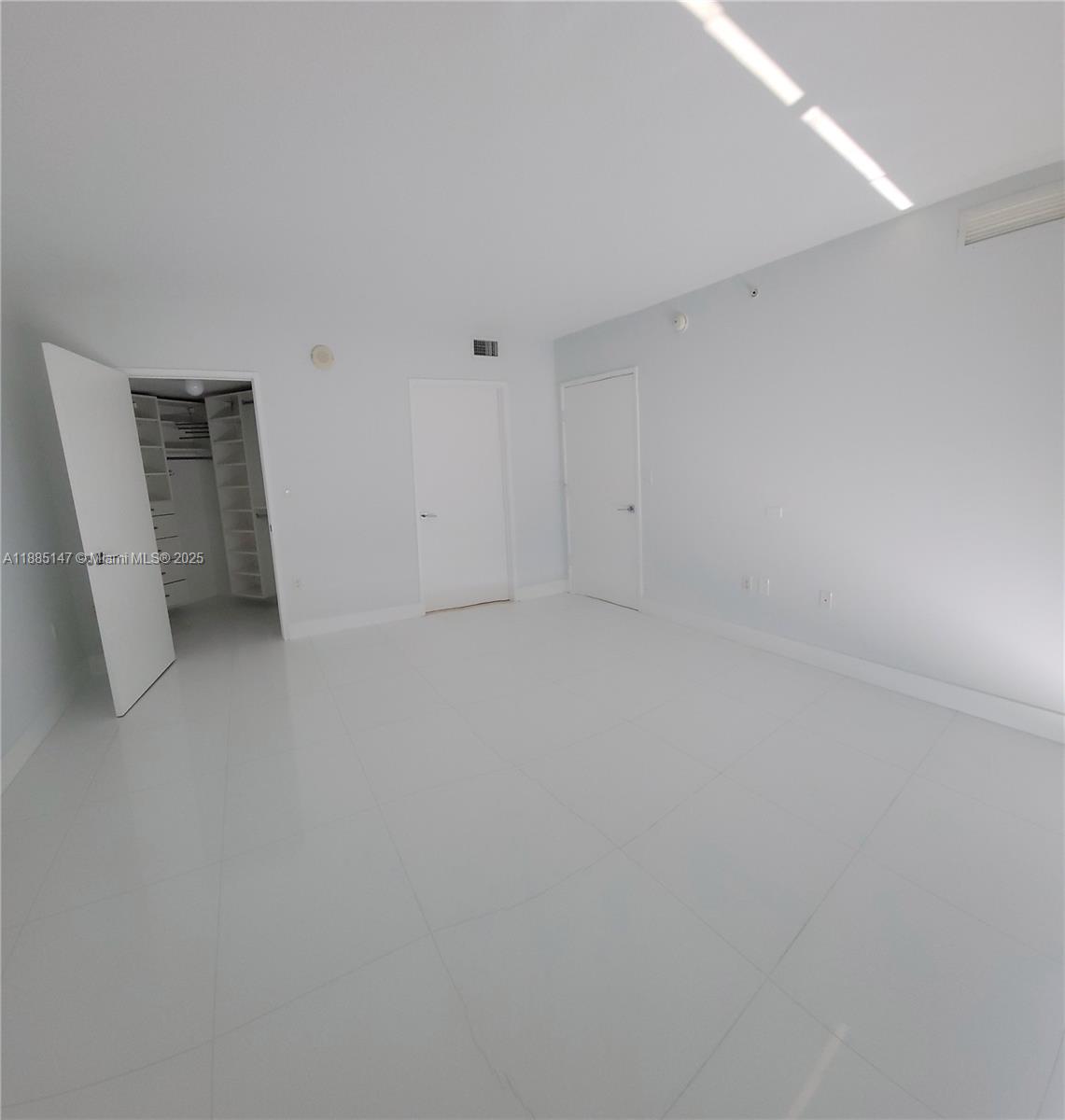 Photo of 250 Sunny Isles Blvd  #3-705, Sunny Isles Beach, Florida, 33160 - 