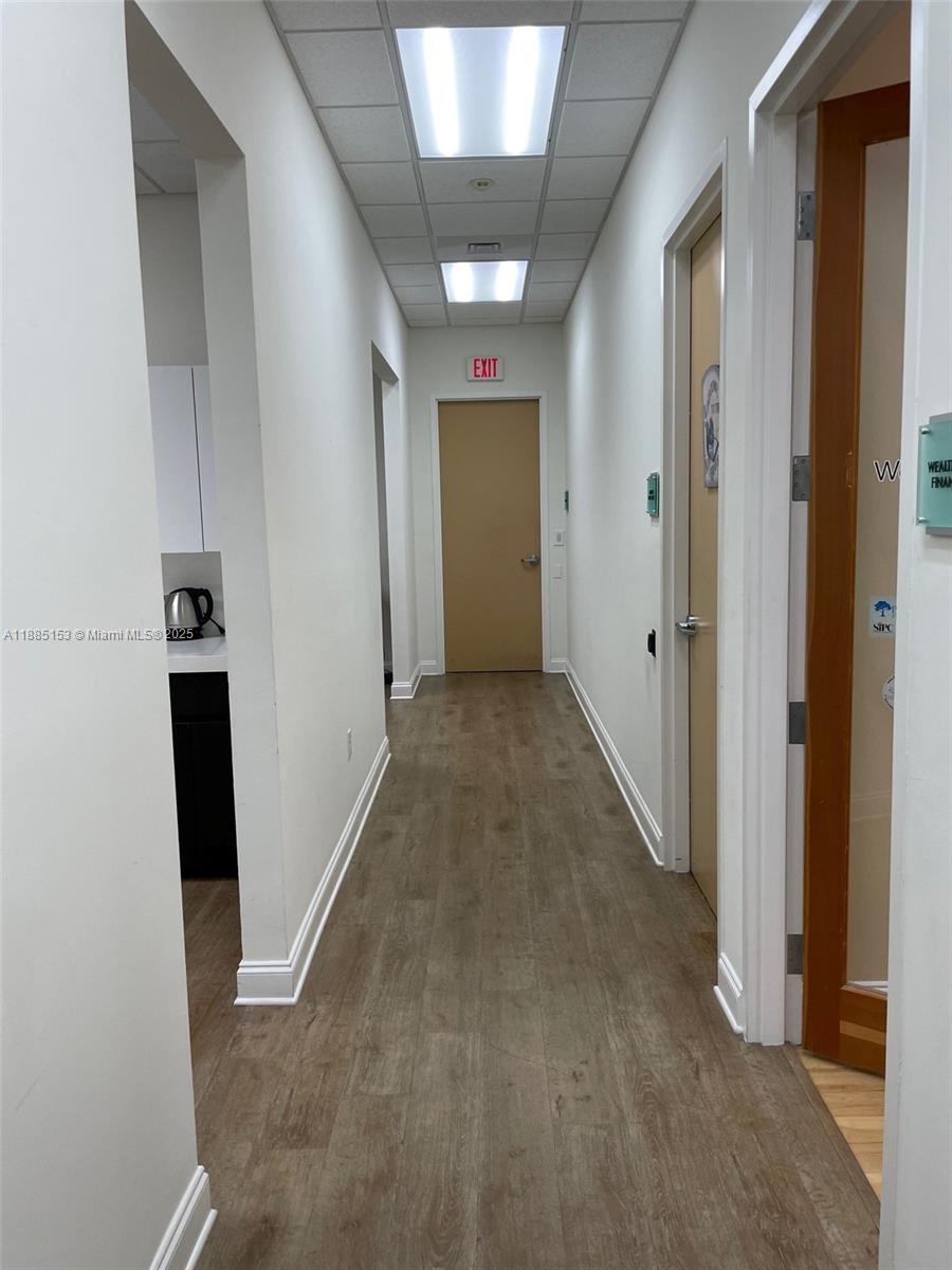 114  /   sq. ft. $ 2025-09-25 0 Photo