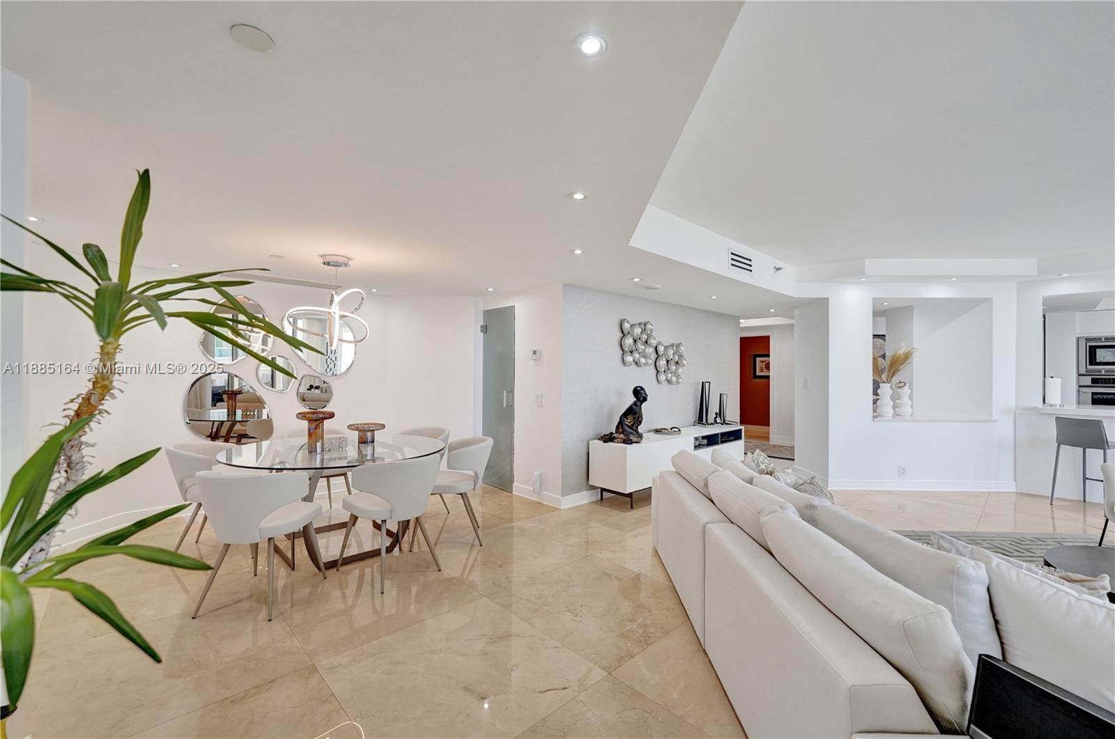 Photo of 20185 Country Club Dr  #2304, Aventura, Florida, 33180 - 