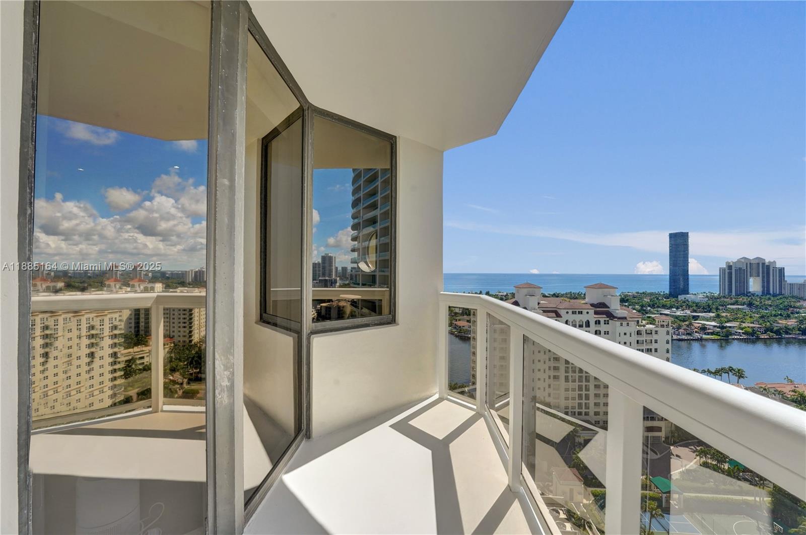 Photo of 20185 Country Club Dr  #2304, Aventura, Florida, 33180 - 
