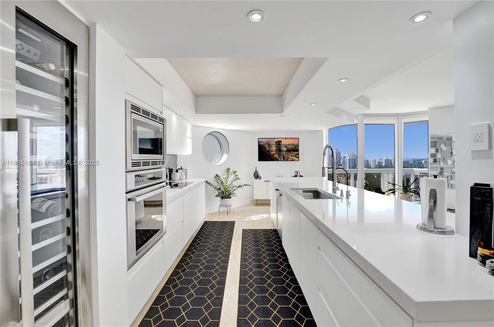 Photo of 20185 Country Club Dr  #2304, Aventura, Florida, 33180 - 
