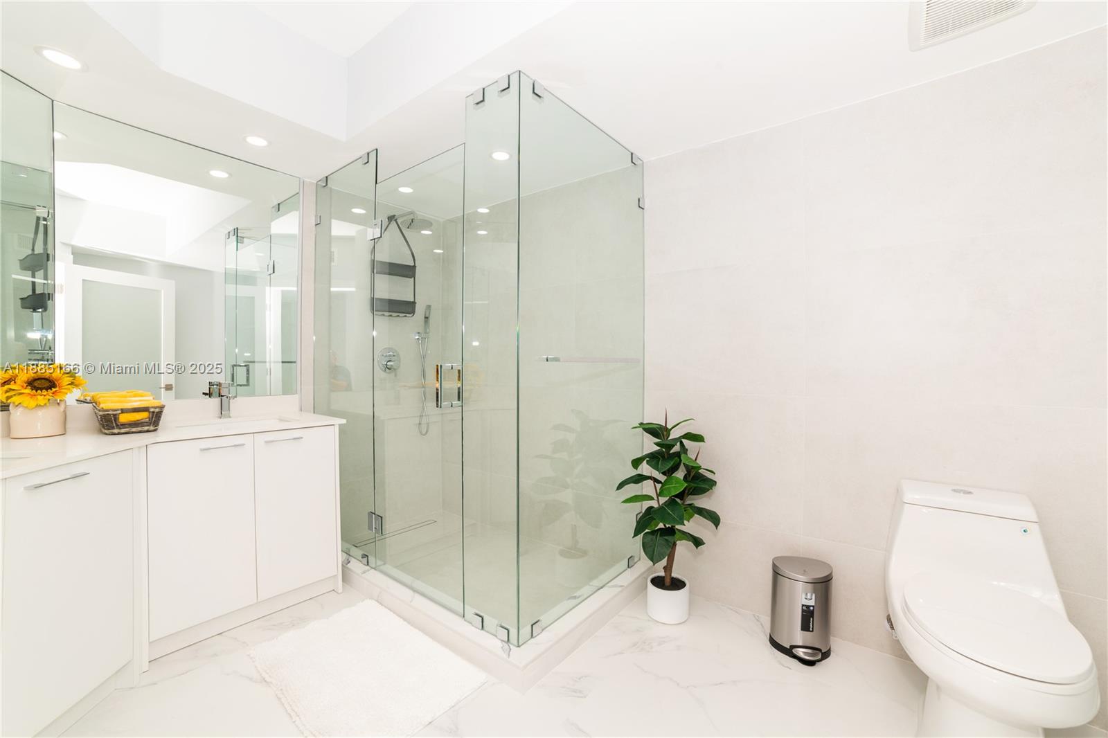 Photo of 17145 Bay Rd  #4607, Sunny Isles Beach, Florida, 33160 - 
