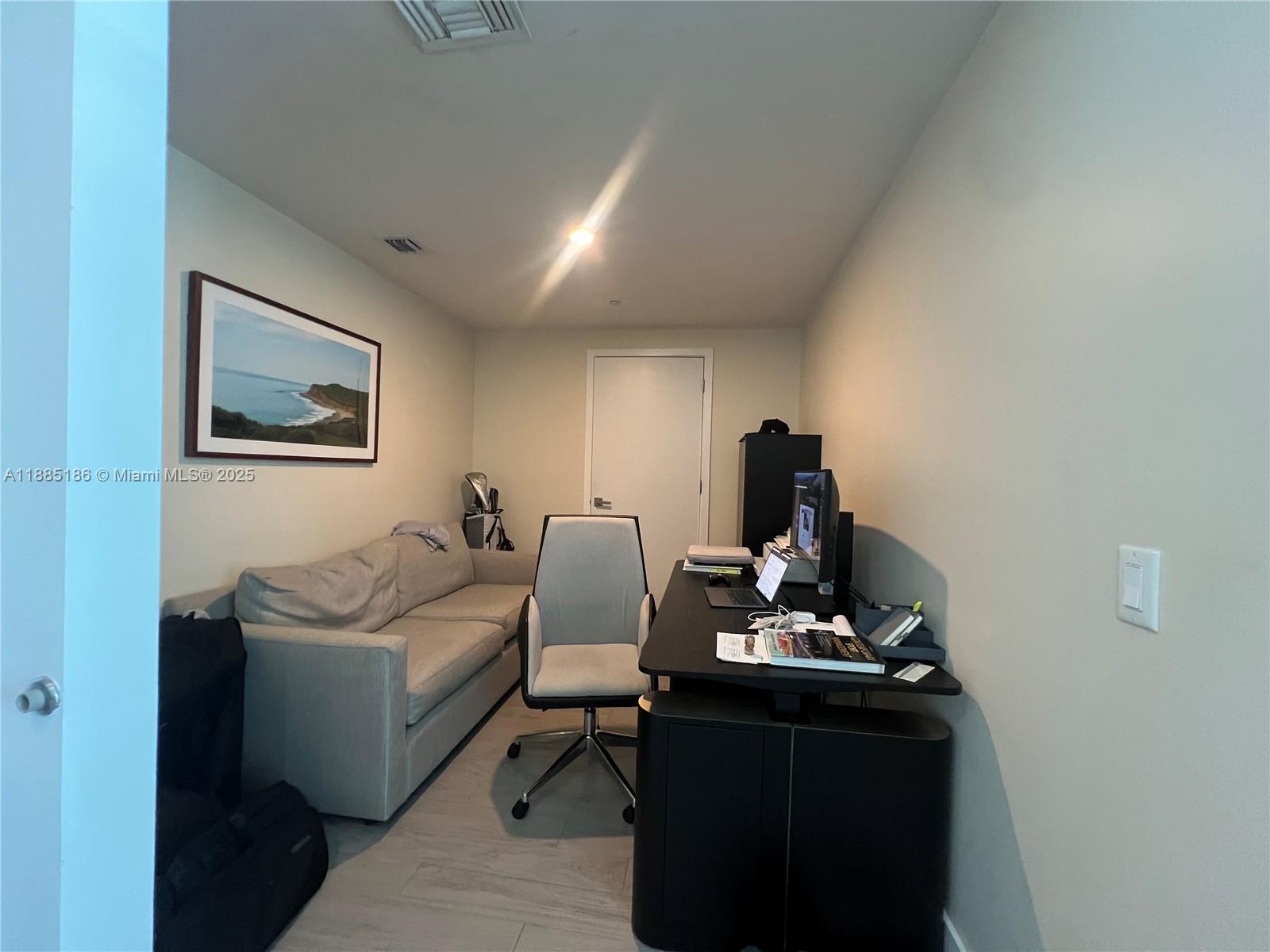 Photo of 1080 Brickell Ave  #2206, Miami, Florida, 33131 - 