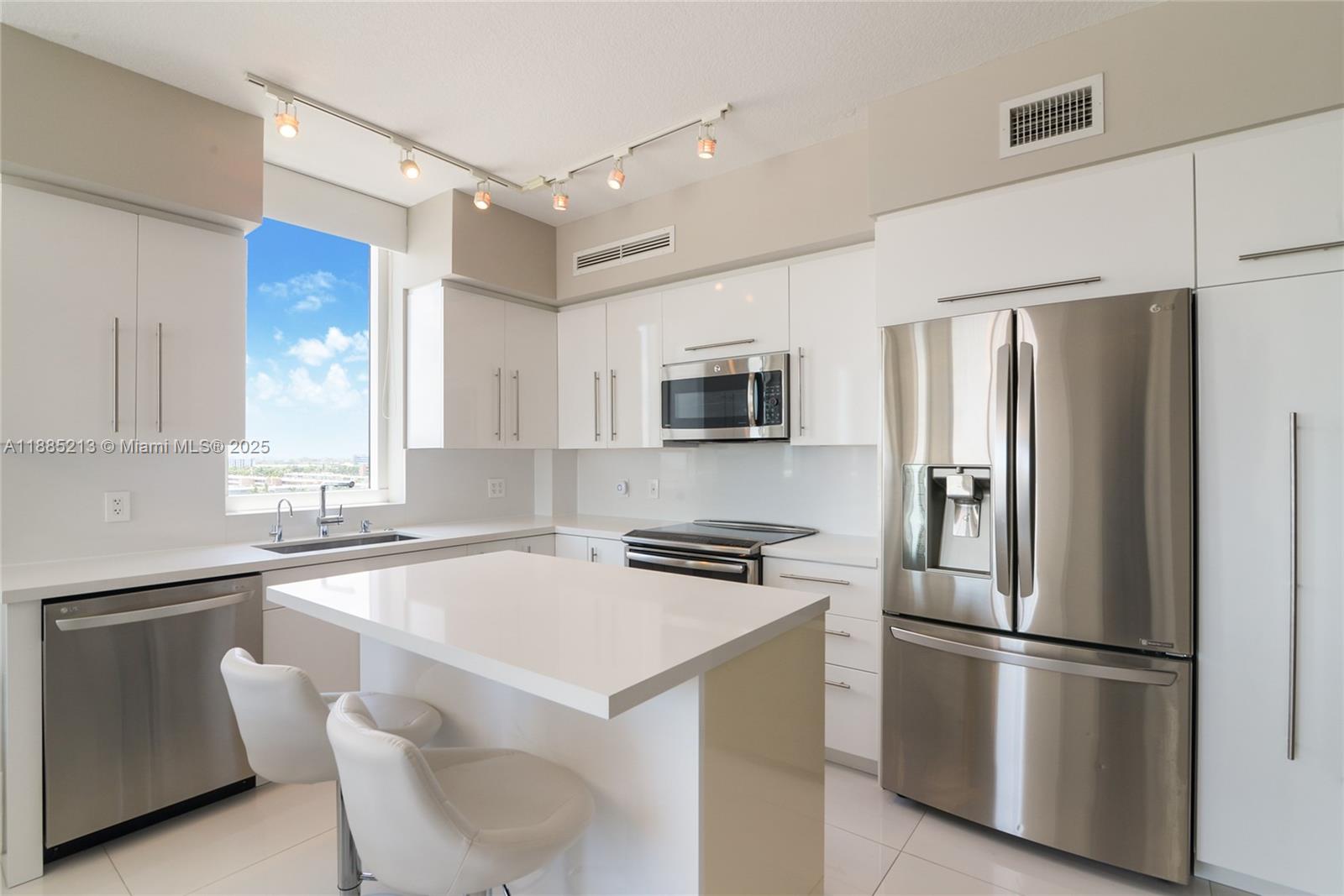 Photo of 1745 Hallandale Beach Blvd  #807W, Hallandale Beach, Florida, 33009 - 