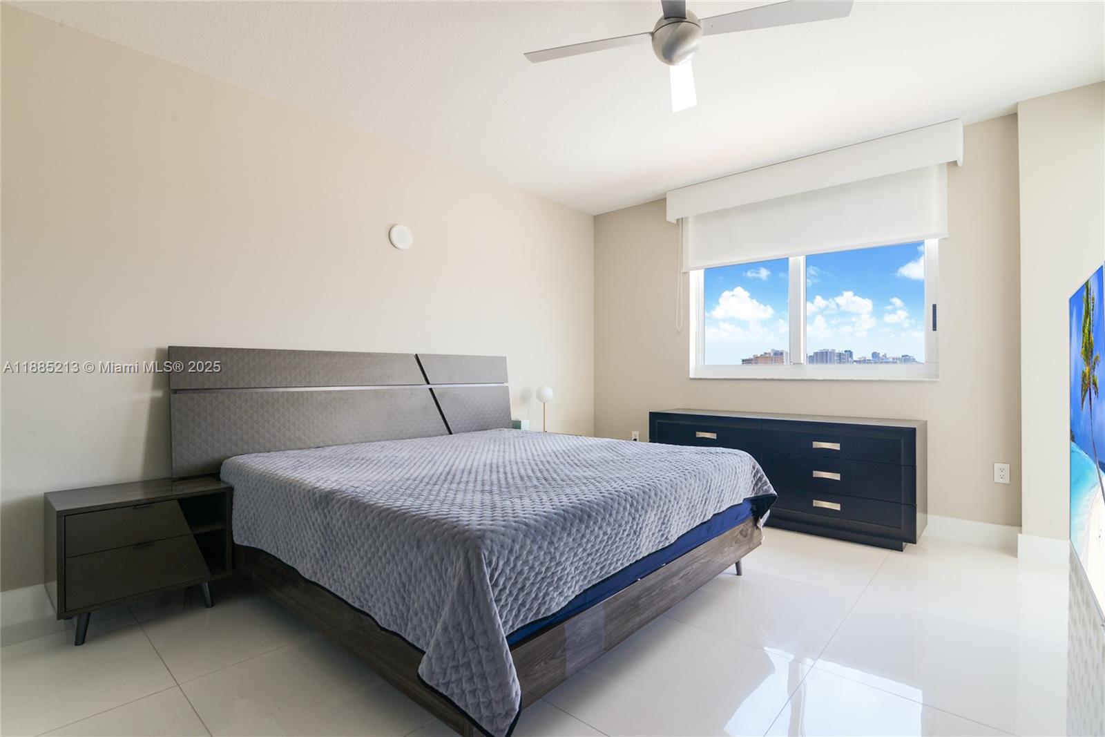 Photo of 1745 Hallandale Beach Blvd  #807W, Hallandale Beach, Florida, 33009 - 