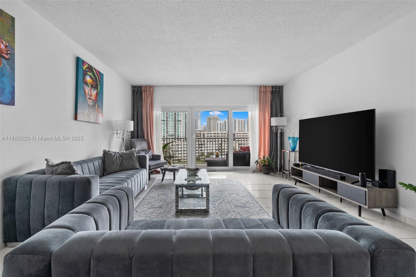 807 2 / 2 1350 sq. ft. $ 2025-09-26 0 Photo