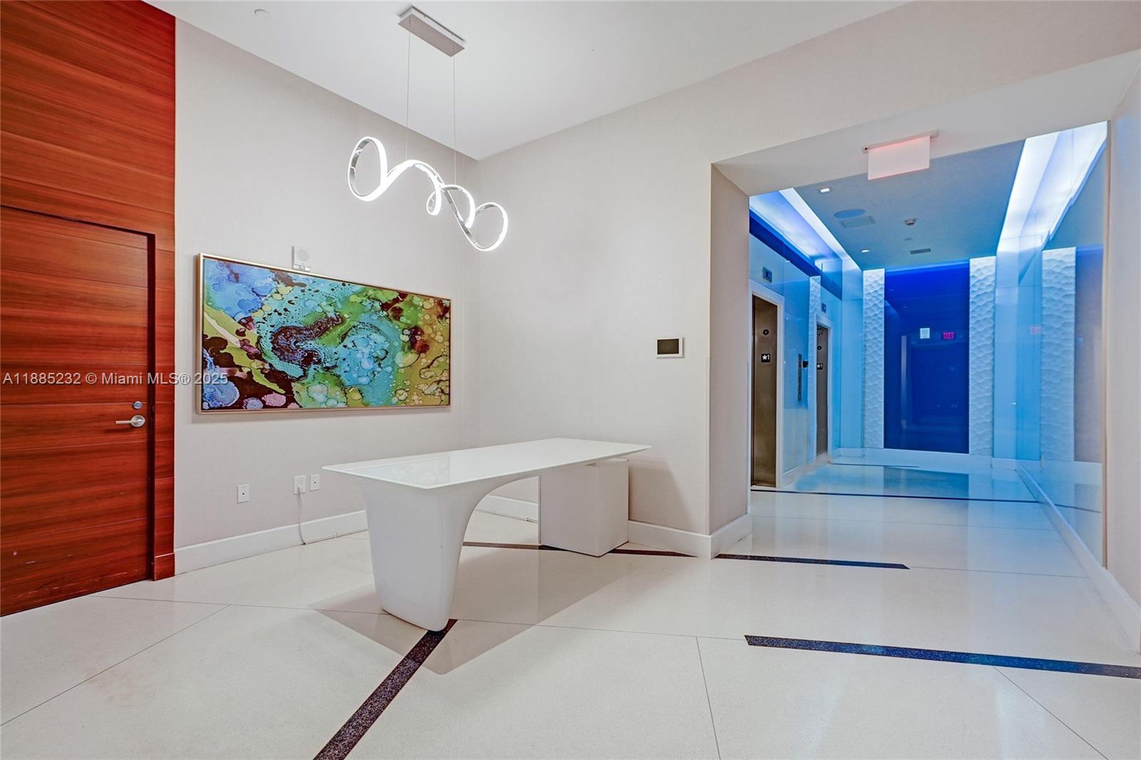 See details 4-1104 3 / 3 1541 sq. ft. $ 2025-09-26 0 Photo