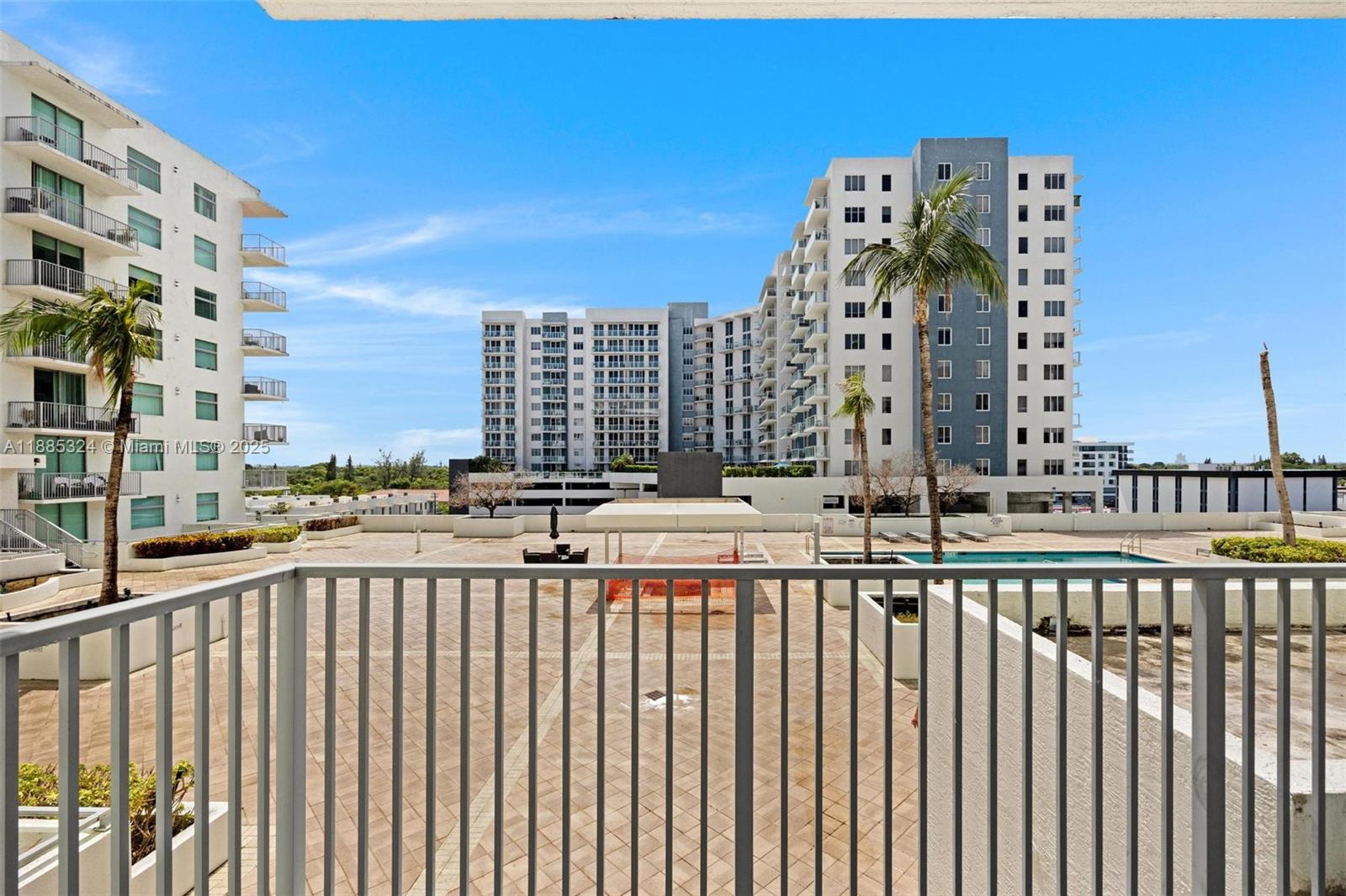 Photo of 140 Dixie Hwy  #512, Hollywood, Florida, 33020 - 