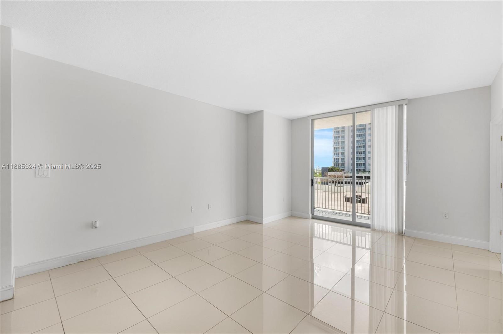 Photo of 140 Dixie Hwy  #512, Hollywood, Florida, 33020 - 