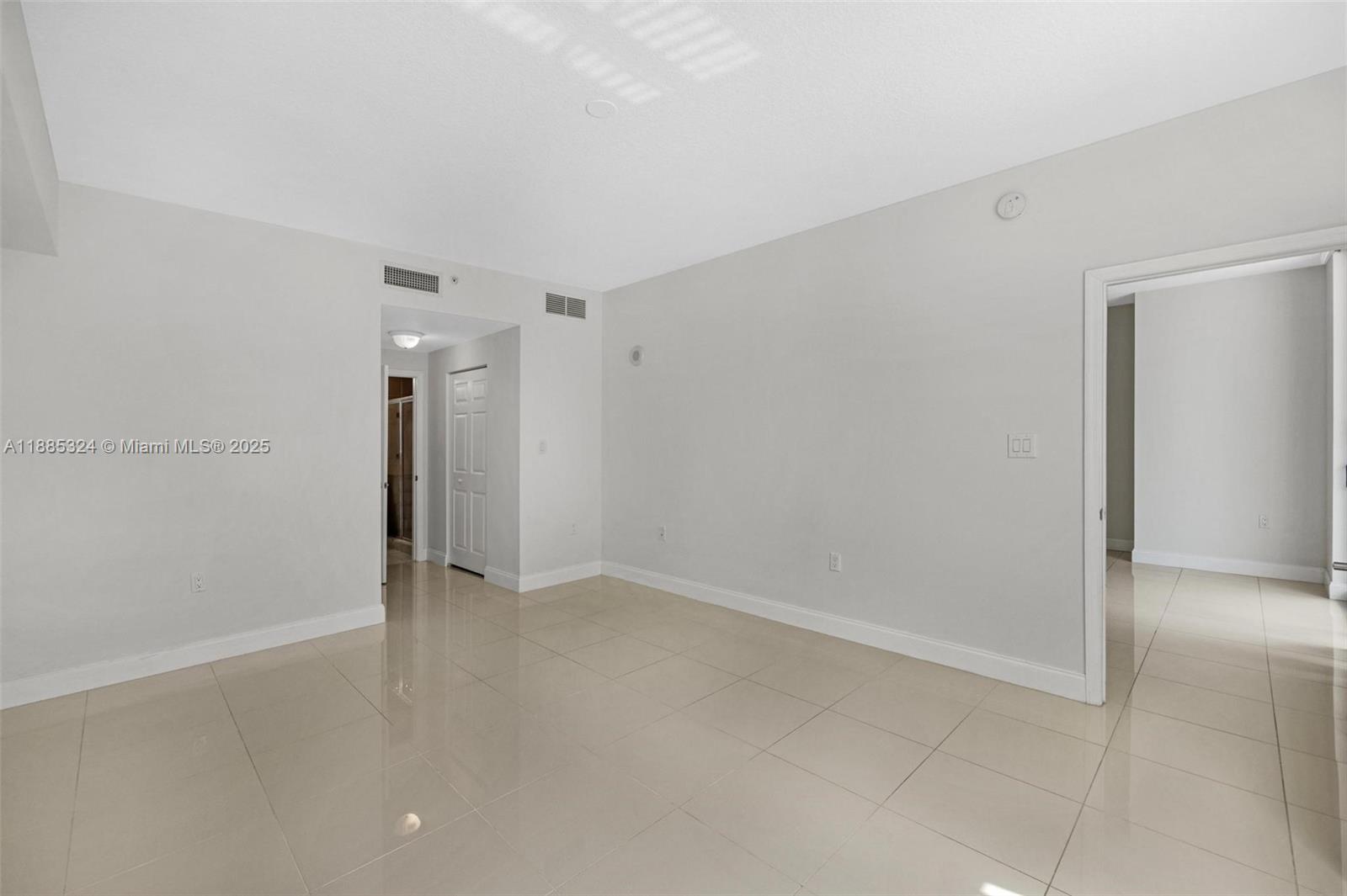 Photo of 140 Dixie Hwy  #512, Hollywood, Florida, 33020 - 