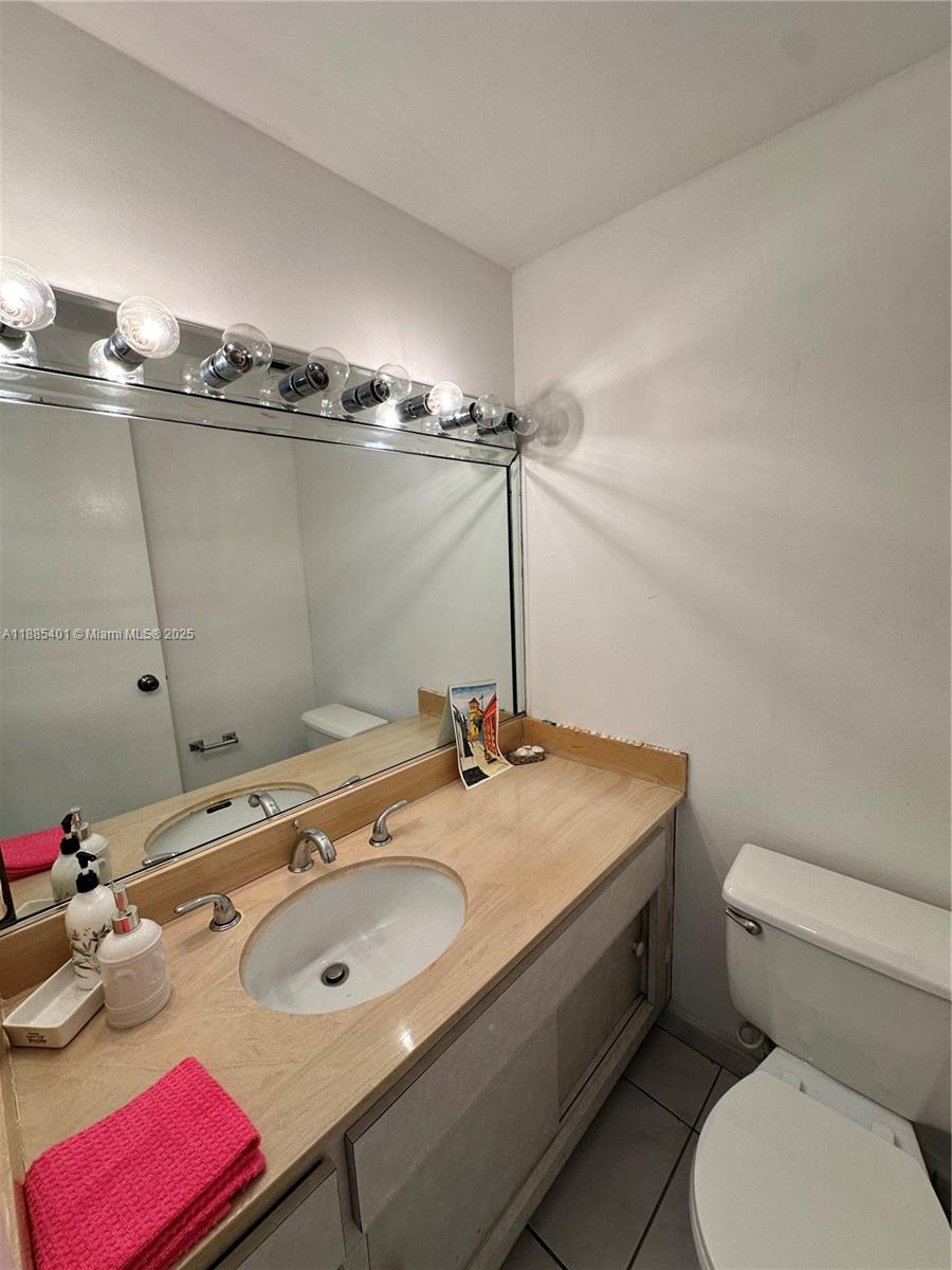 1209 1 / 2 762 sq. ft. $ 2025-09-26 0 Photo