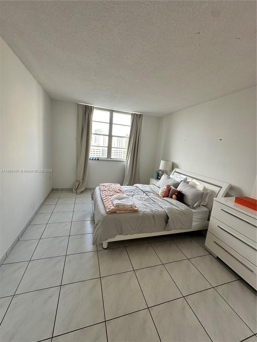 1209 1 / 2 762 sq. ft. $ 2025-09-26 0 Photo