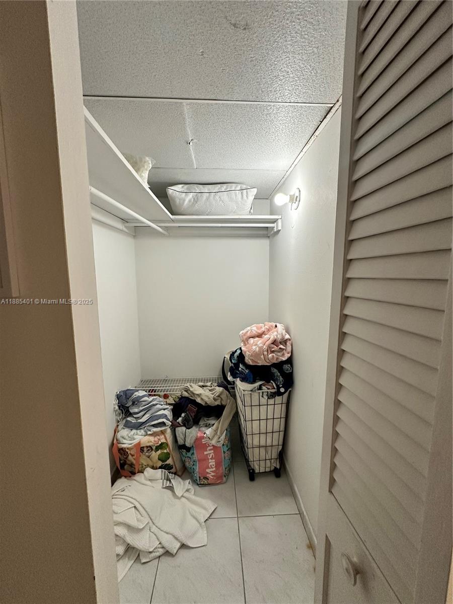 1209 1 / 2 762 sq. ft. $ 2025-09-26 0 Photo