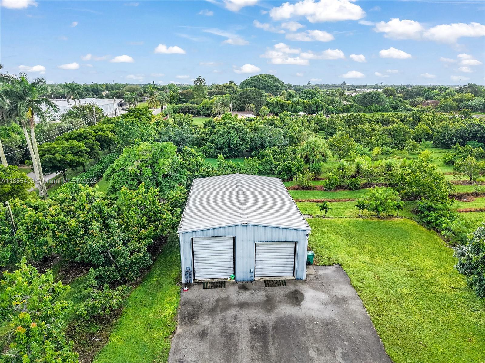   /   sq. ft. $ 2025-09-26 0 Photo