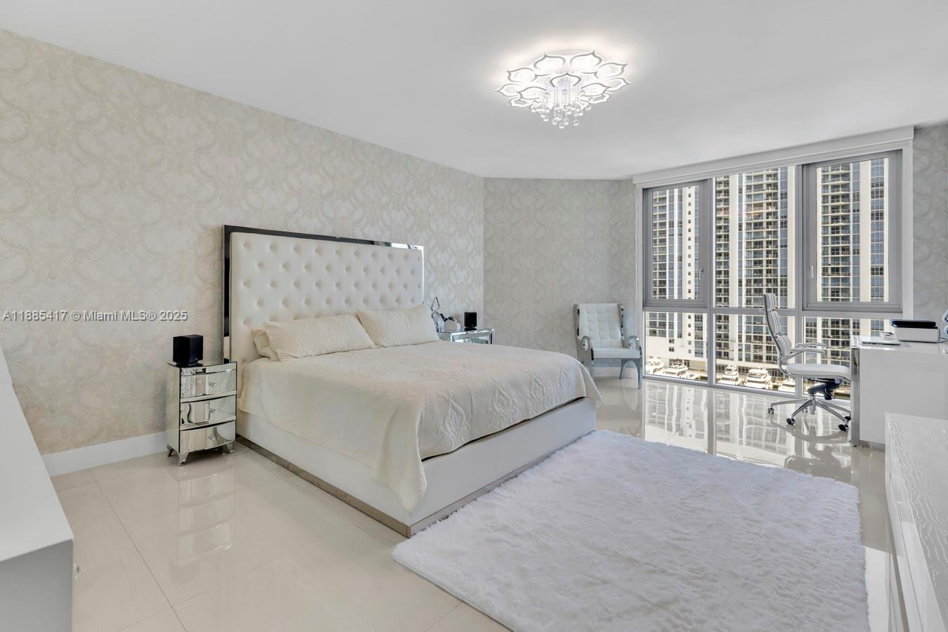 Photo of 17111 Biscayne Blvd  #909, North Miami Beach, Florida, 33160 - 