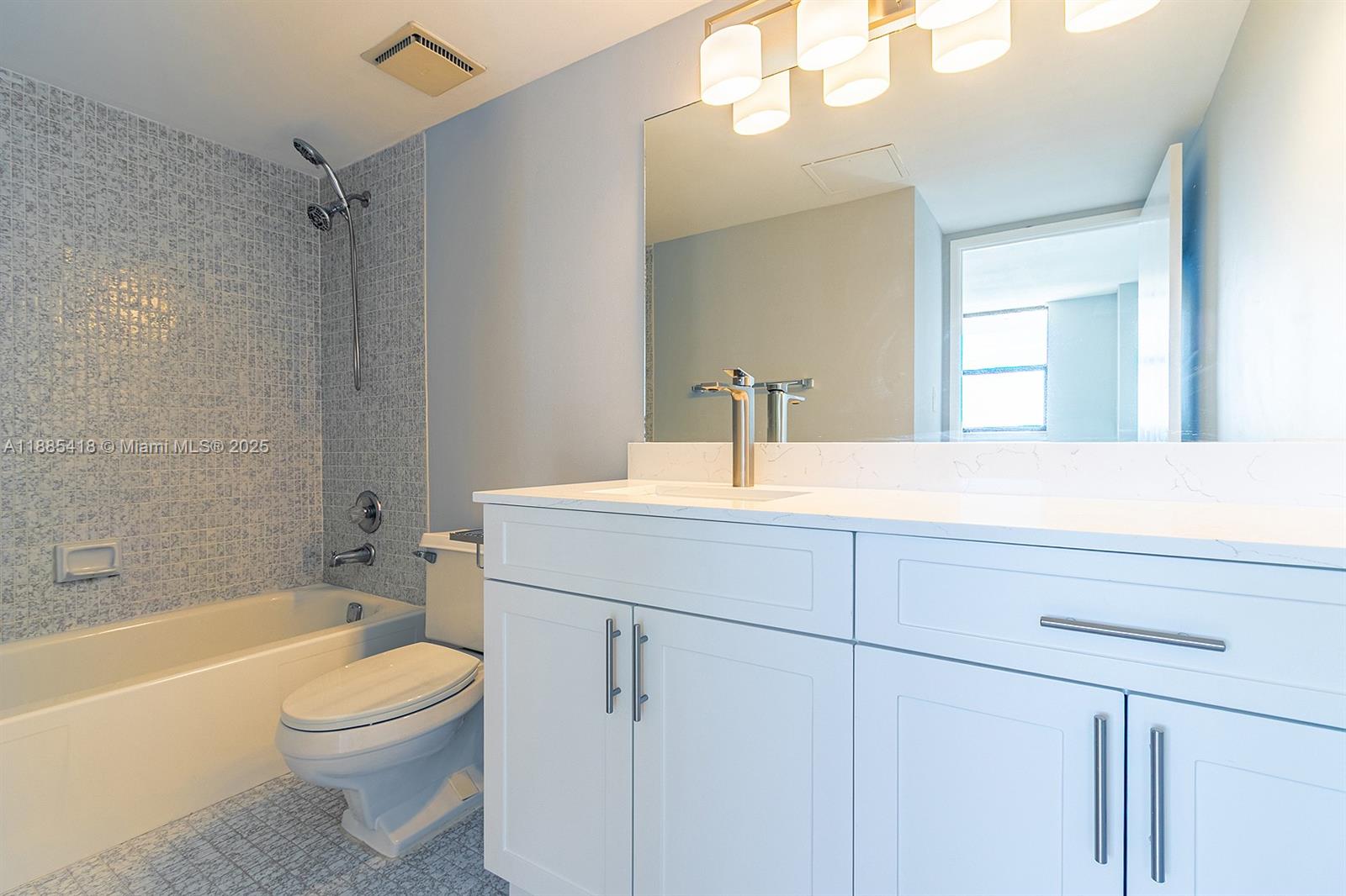 2406 2 / 2 1232 sq. ft. $ 2025-09-26 0 Photo