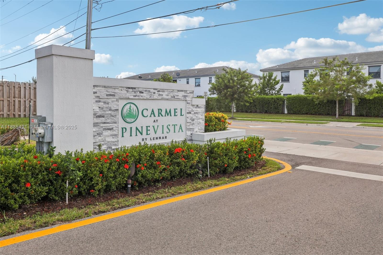 See details 28639 3 / 3 1722 sq. ft. $ 2025-12-01 0 Photo