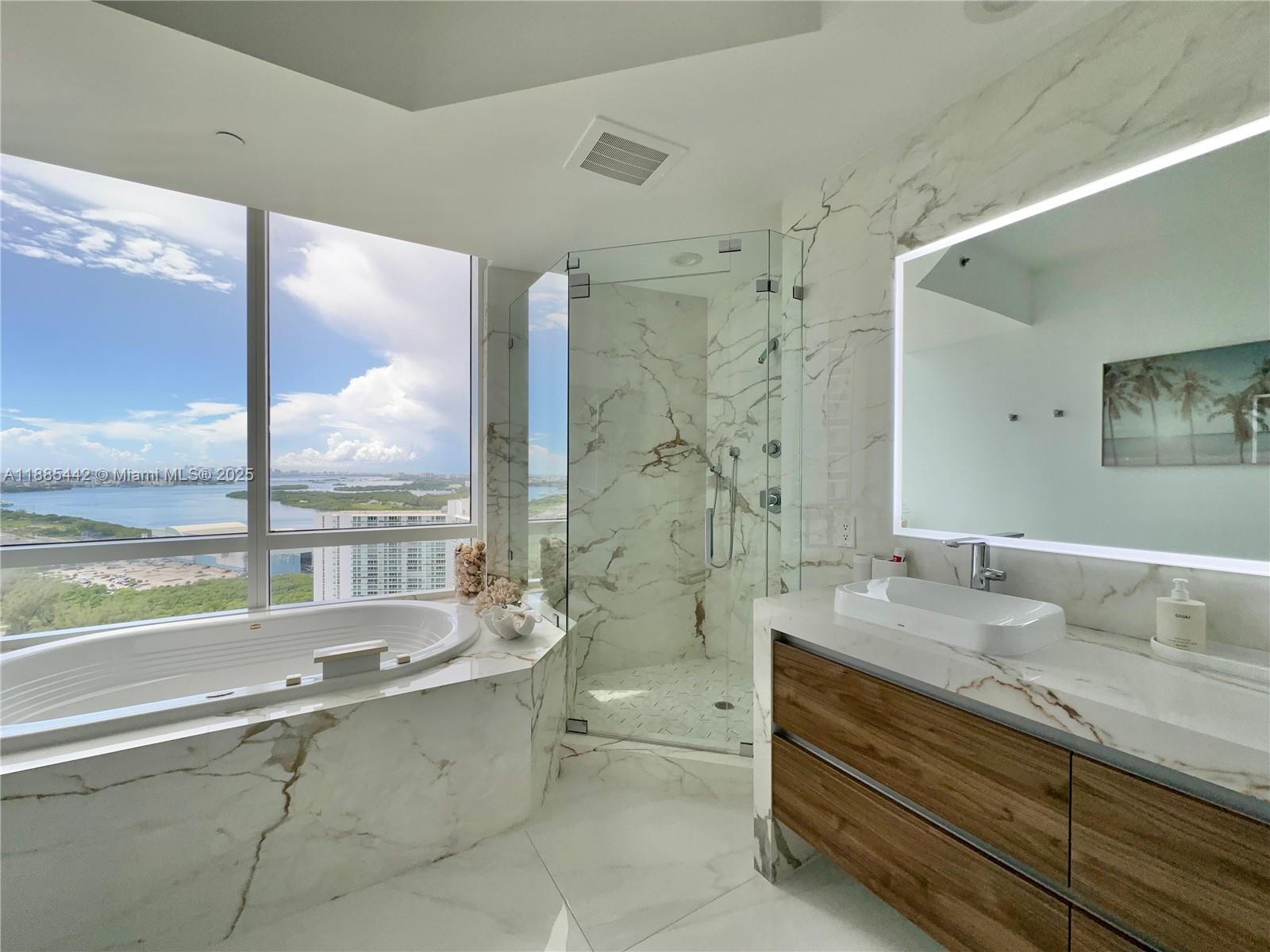 2406 3 / 4 2327 sq. ft. $ 2025-09-26 0 Photo