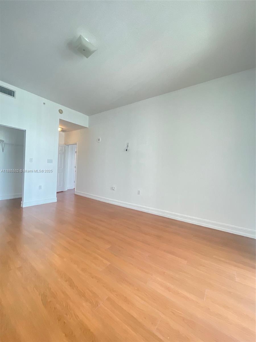 Photo of    #1016, Hollywood, Florida, 33020 - 