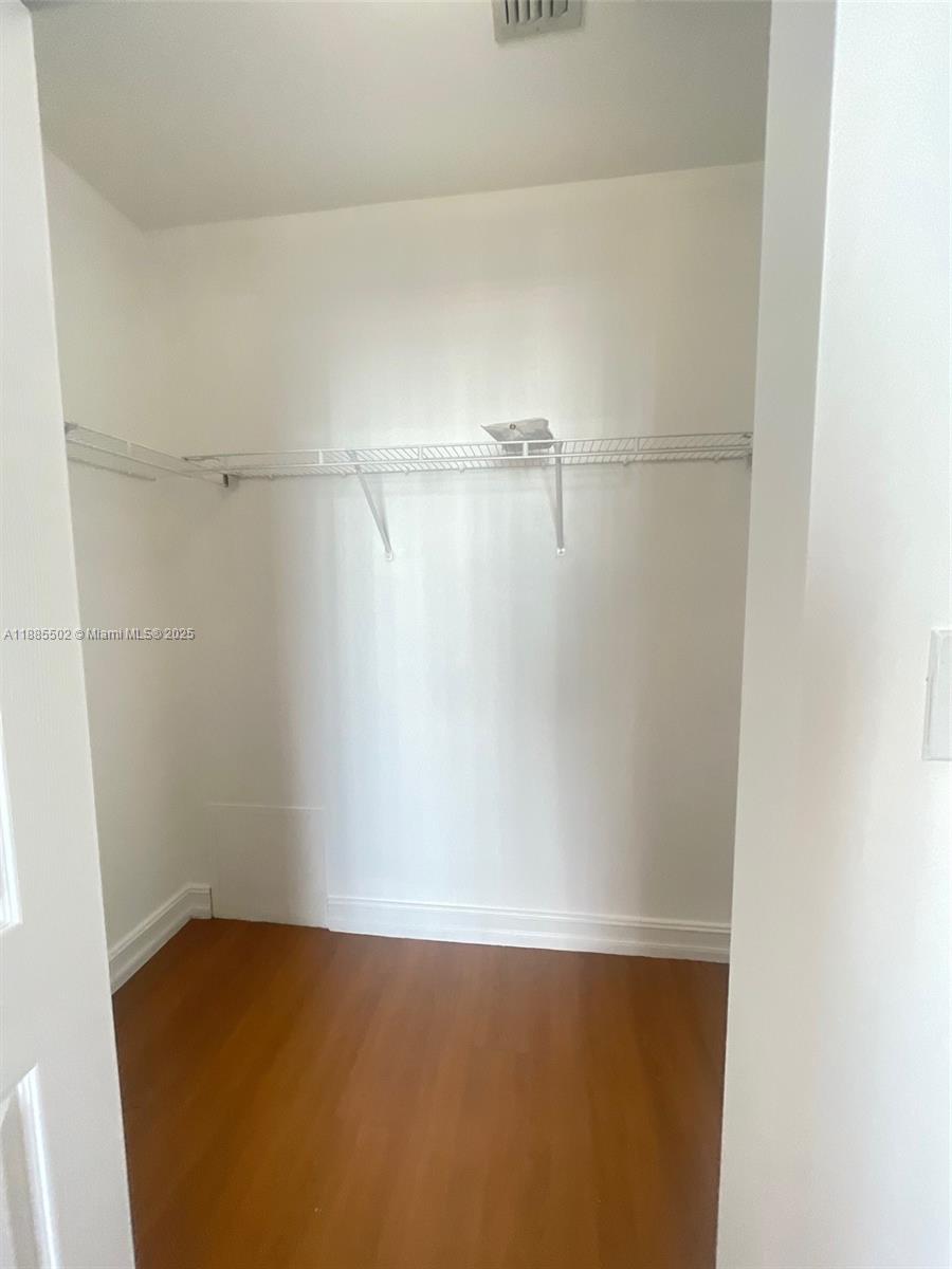 Photo of    #1016, Hollywood, Florida, 33020 - 