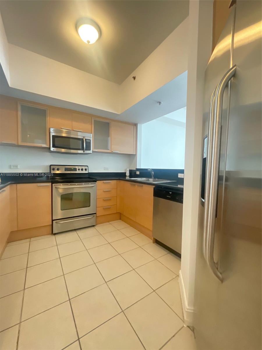 Photo of    #1016, Hollywood, Florida, 33020 - 