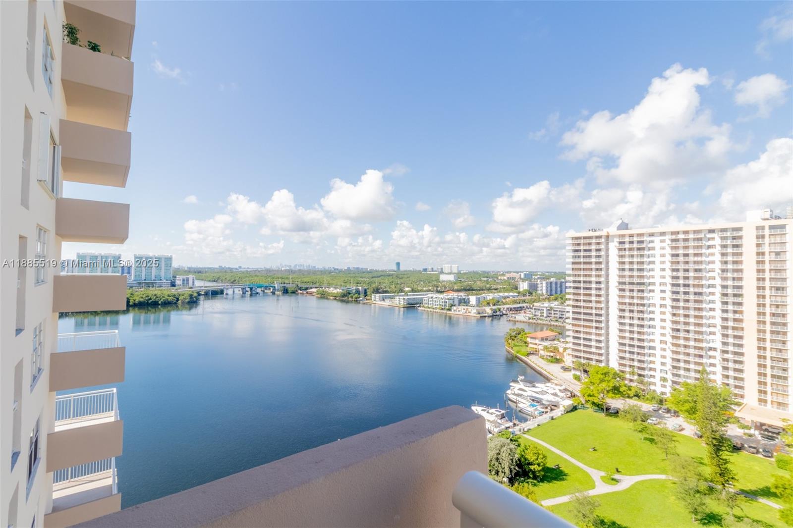 1816 2 / 2 1544 sq. ft. $ 2025-09-26 0 Photo