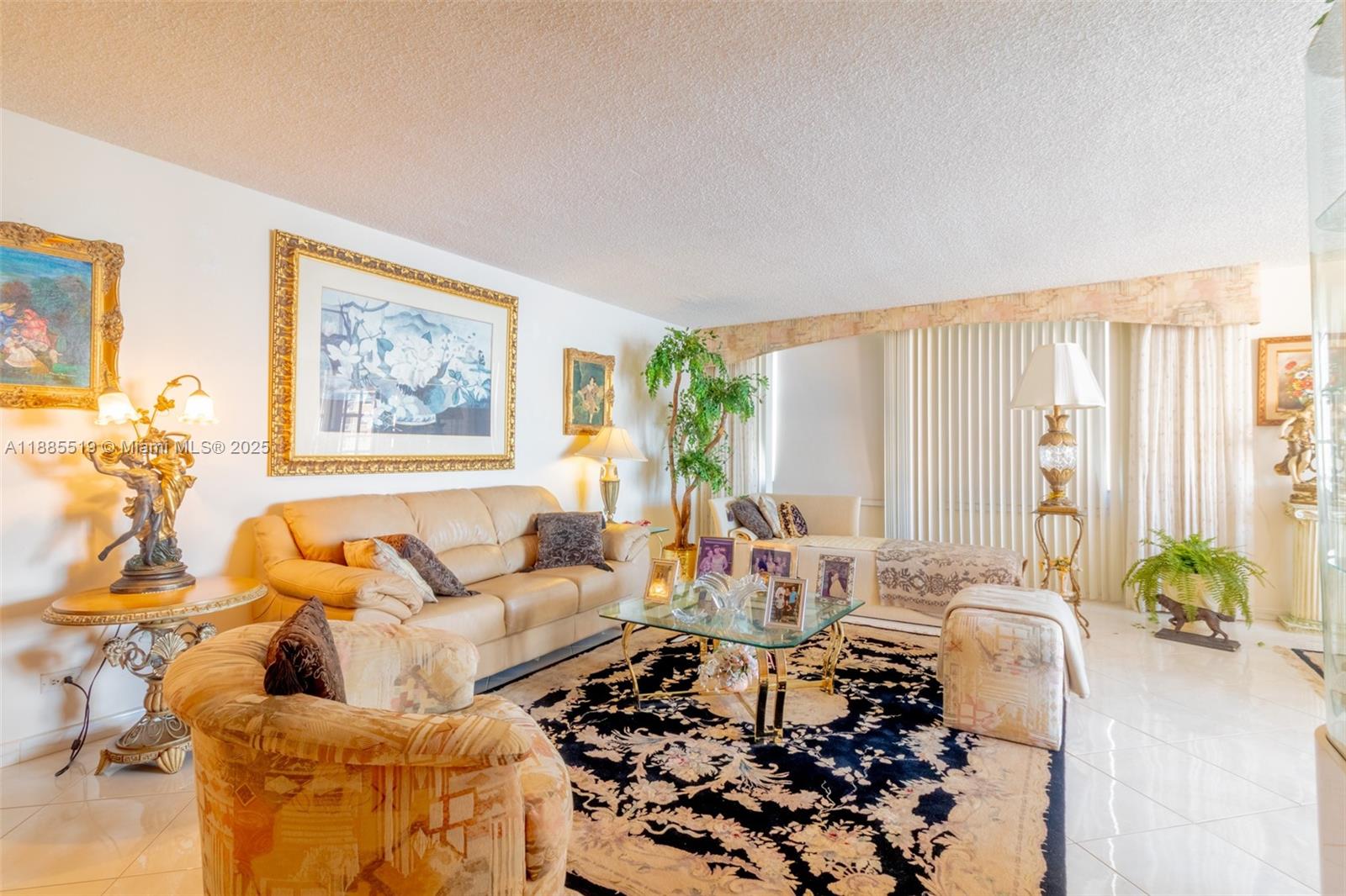 1816 2 / 2 1544 sq. ft. $ 2025-09-26 0 Photo