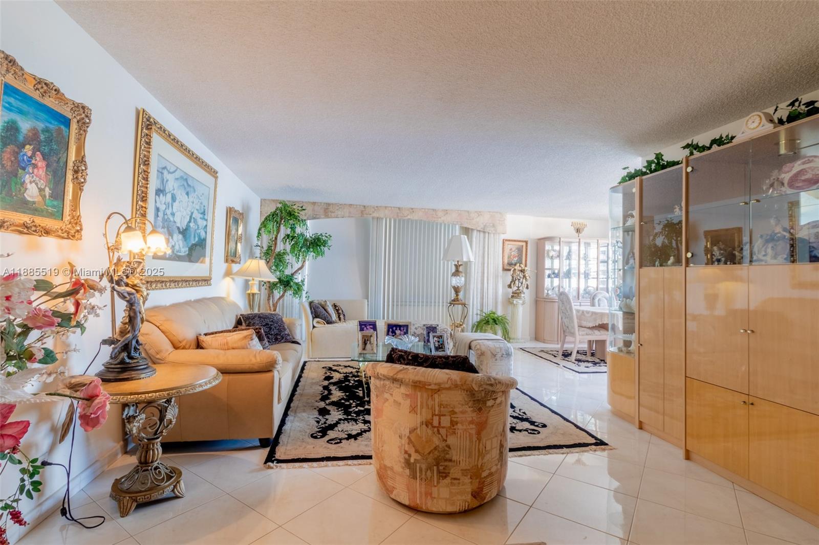 1816 2 / 2 1544 sq. ft. $ 2025-09-26 0 Photo