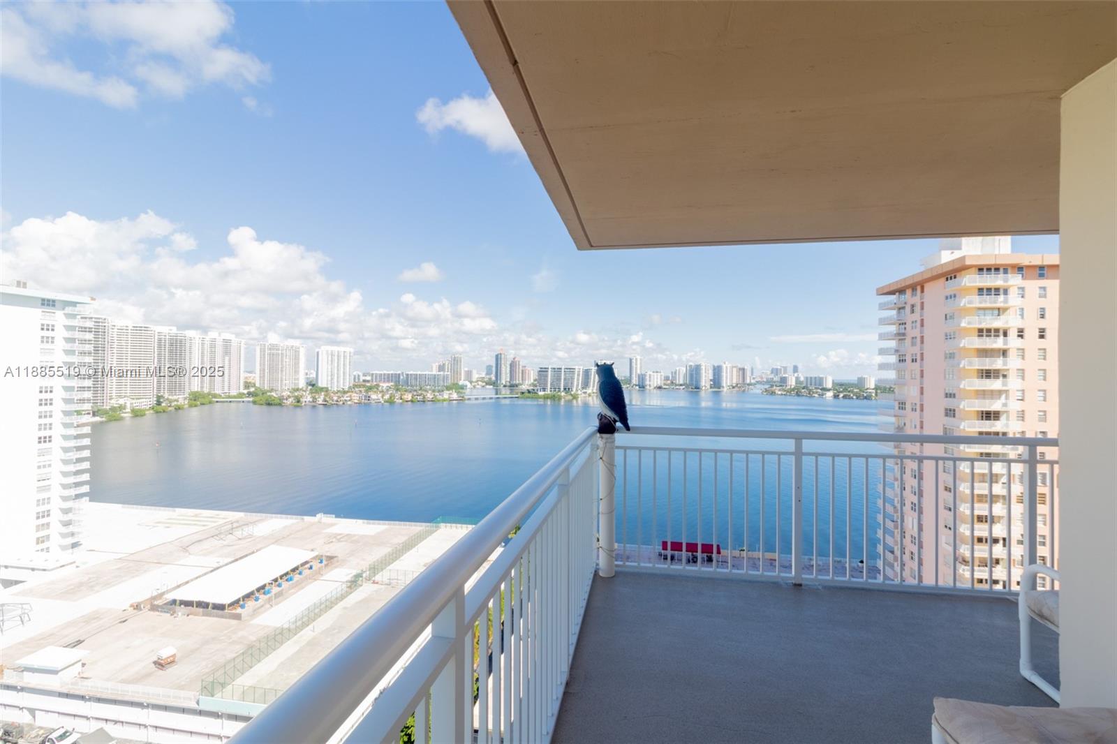 1816 2 / 2 1544 sq. ft. $ 2025-09-26 0 Photo