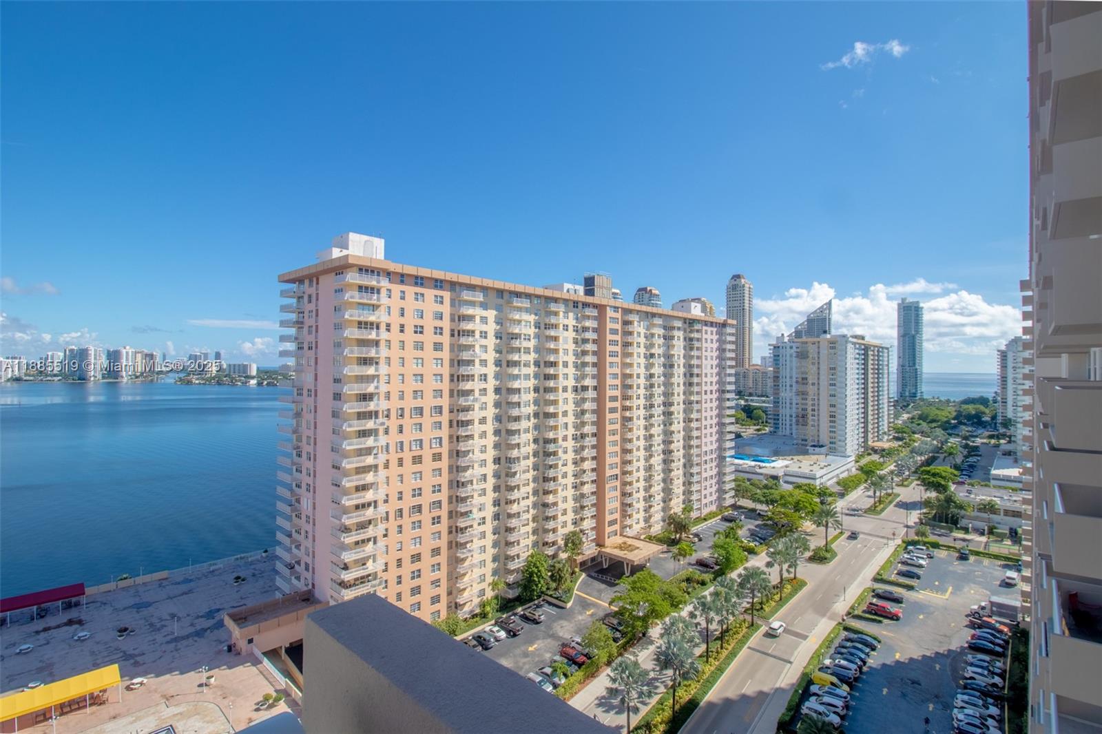 1816 2 / 2 1544 sq. ft. $ 2025-09-26 0 Photo