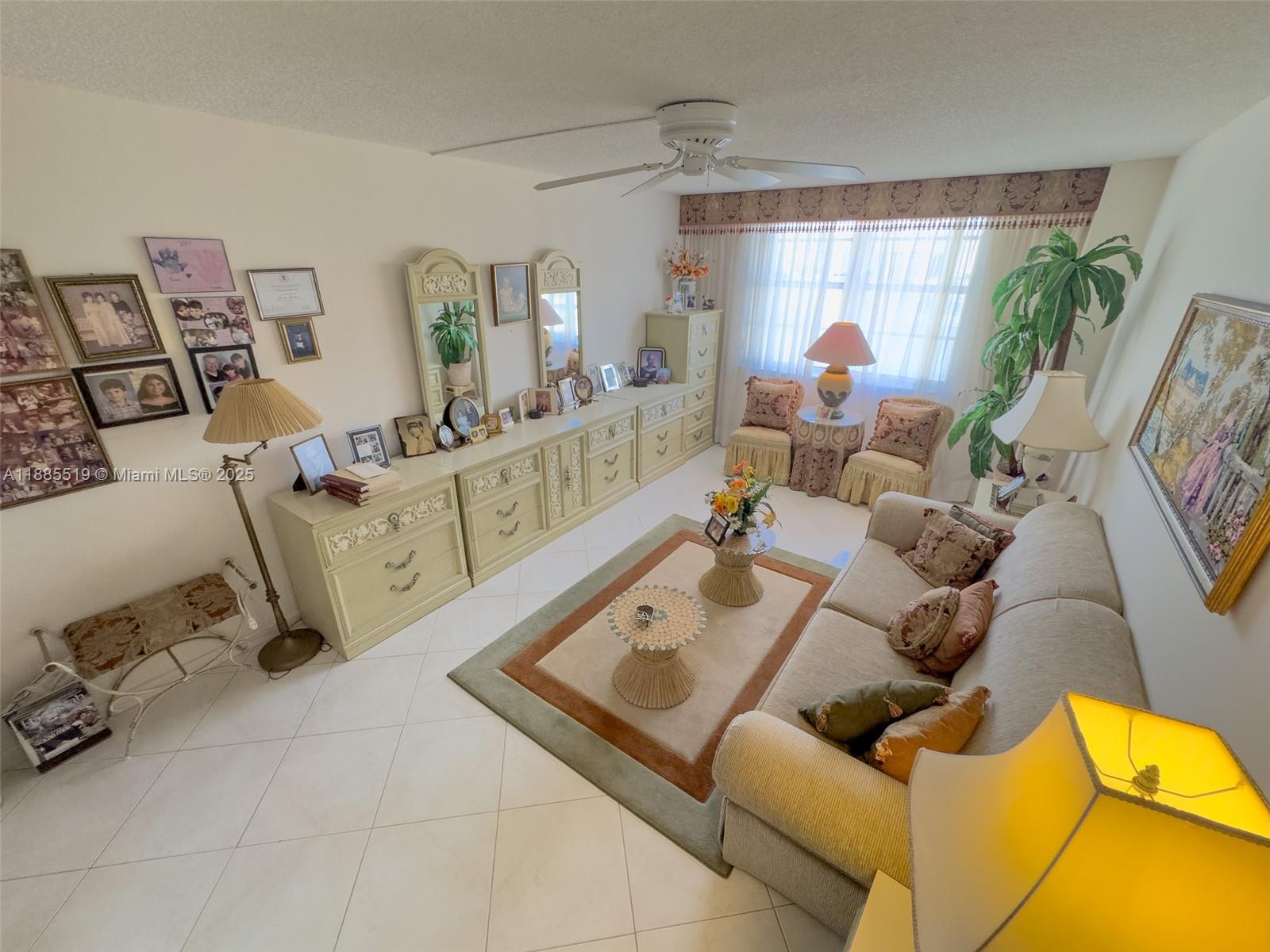 1816 2 / 2 1544 sq. ft. $ 2025-09-26 0 Photo