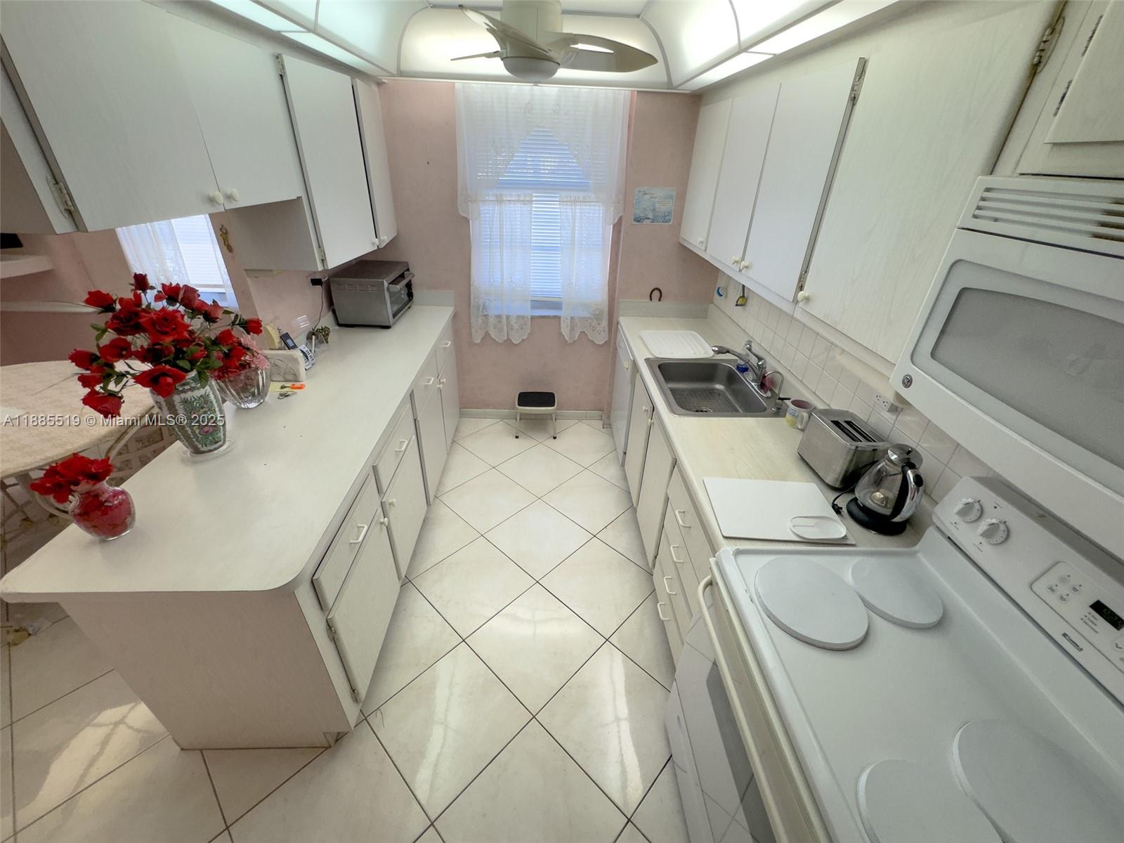 1816 2 / 2 1544 sq. ft. $ 2025-09-26 0 Photo