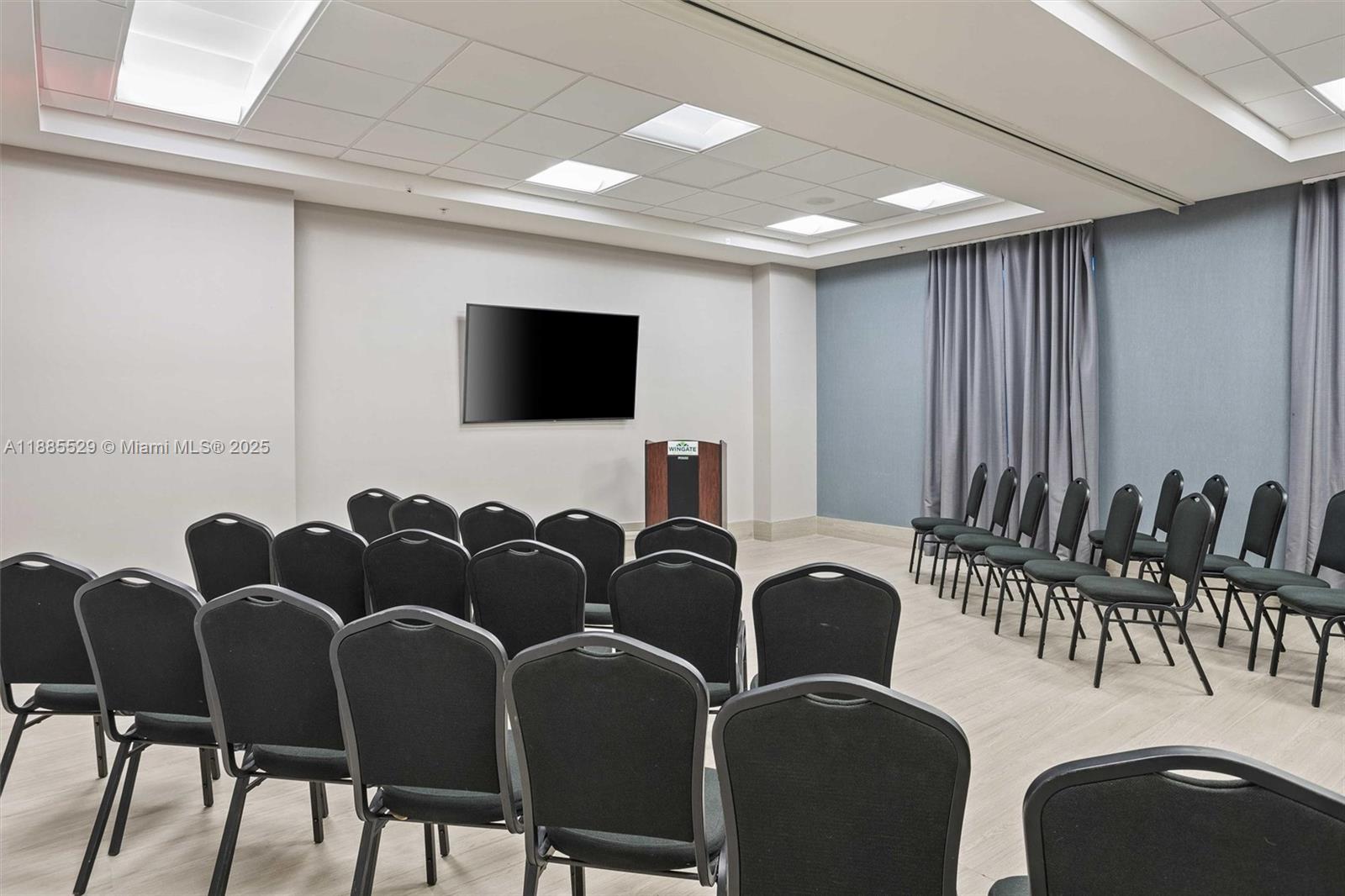 Ver detalles / sq. ft. $ 2025-09-26 0 foto