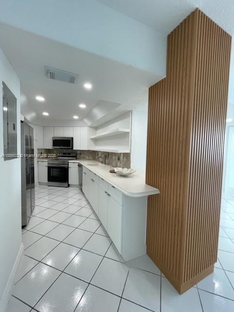 Photo of 3725 Ocean Dr  #910, Hollywood, Florida, 33019 - 